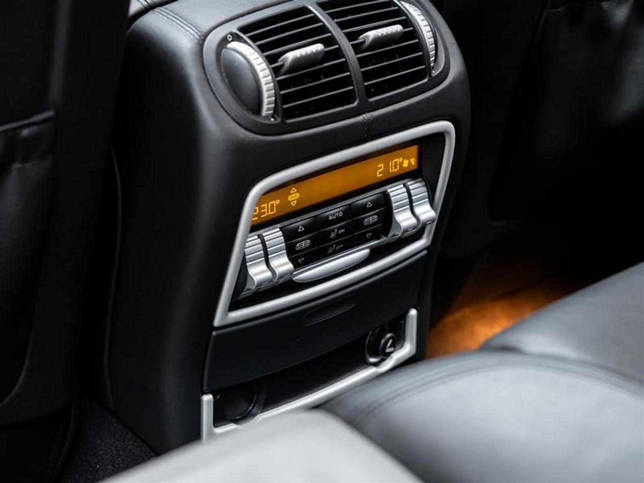 2009 Porsche Cayenne  Photo