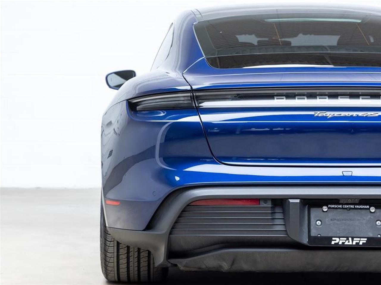 2020 Porsche Taycan  Photo