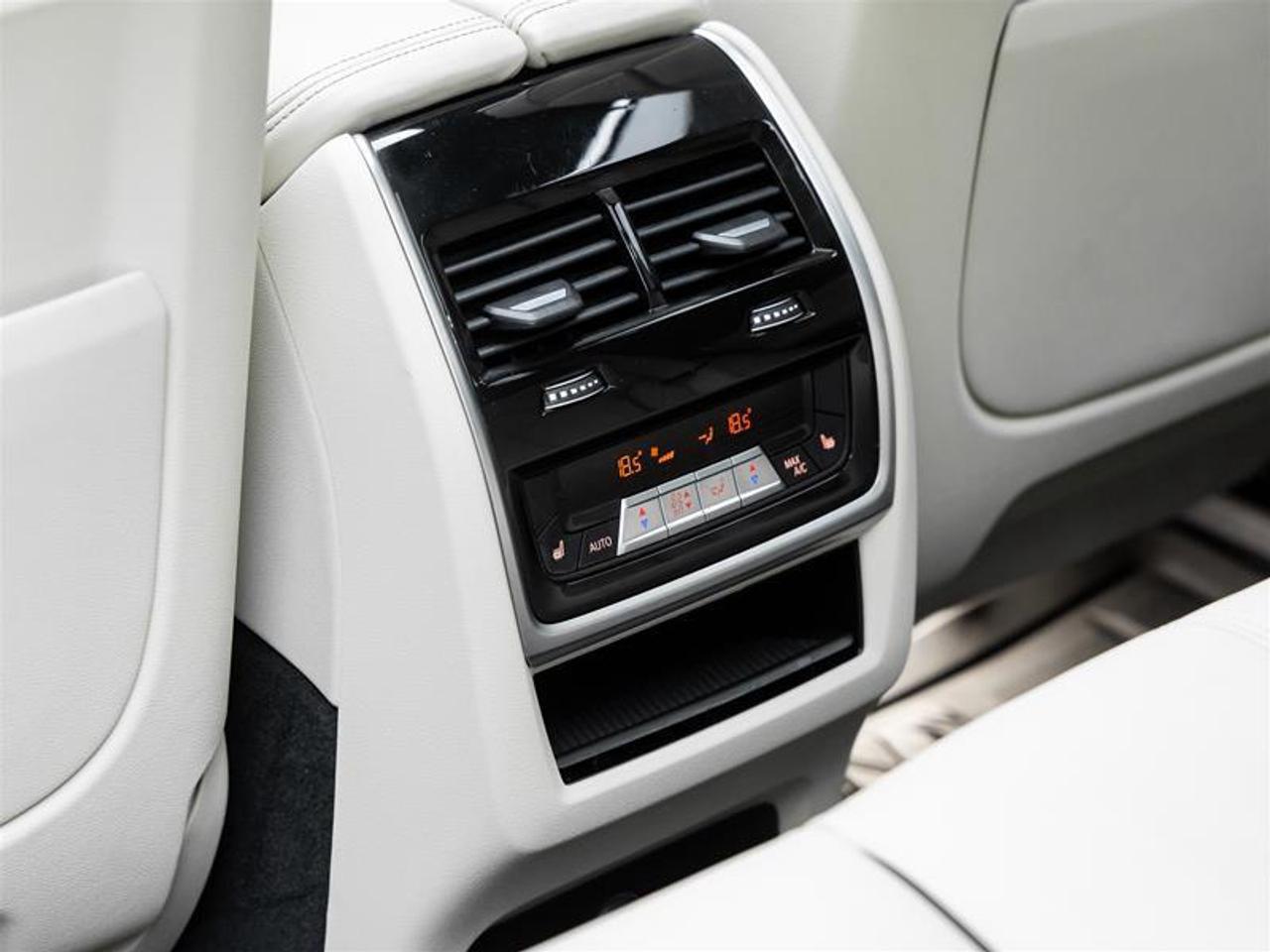 2022 BMW X5  Photo