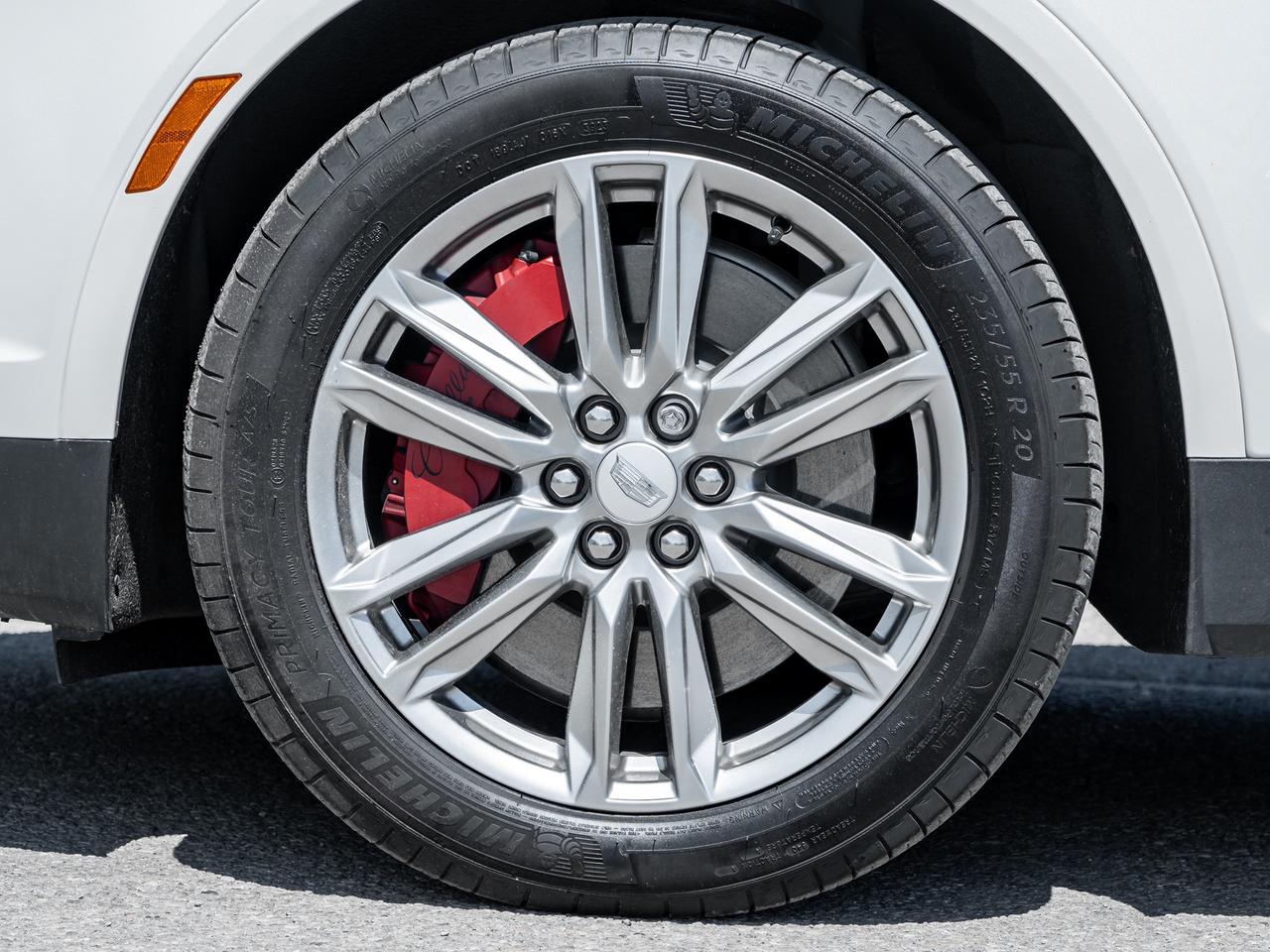 2024 Cadillac XT5 Sport 4dr All-Wheel Drive Photo3