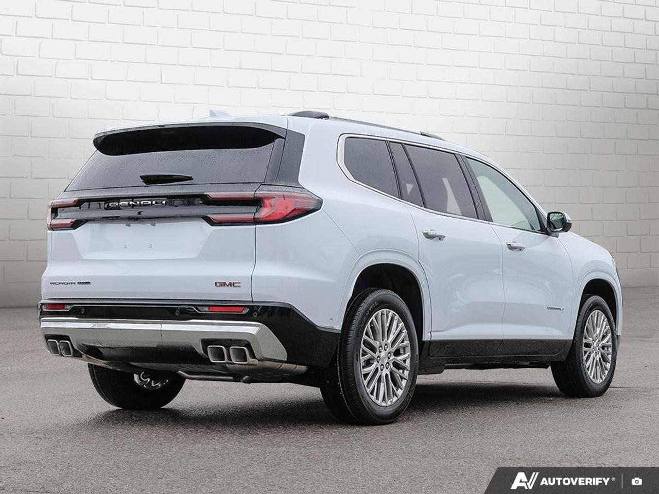 2026 GMC Acadia AWD DENALI Photo4