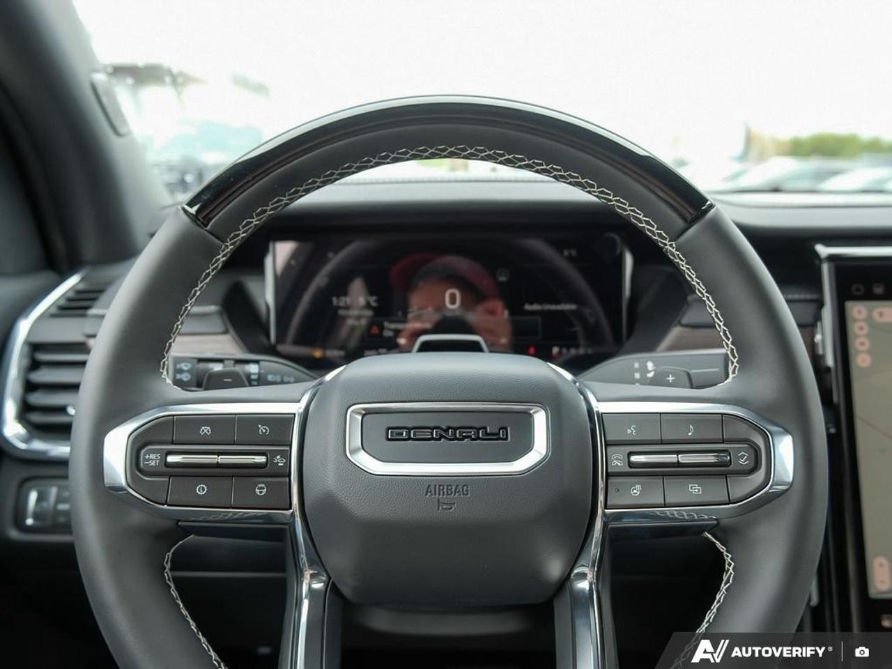2026 GMC Acadia AWD DENALI Photo