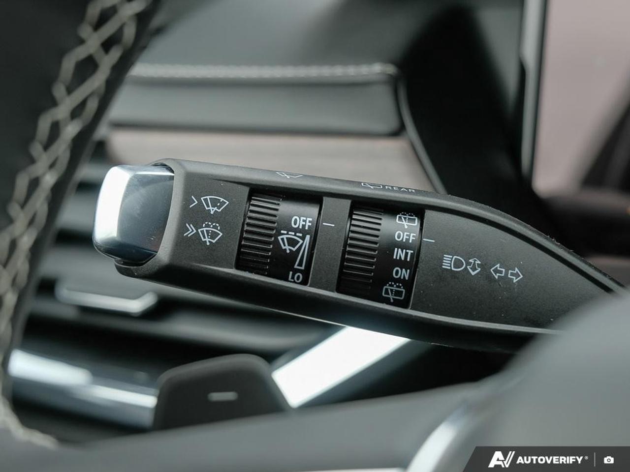 2026 GMC Acadia AWD DENALI Photo