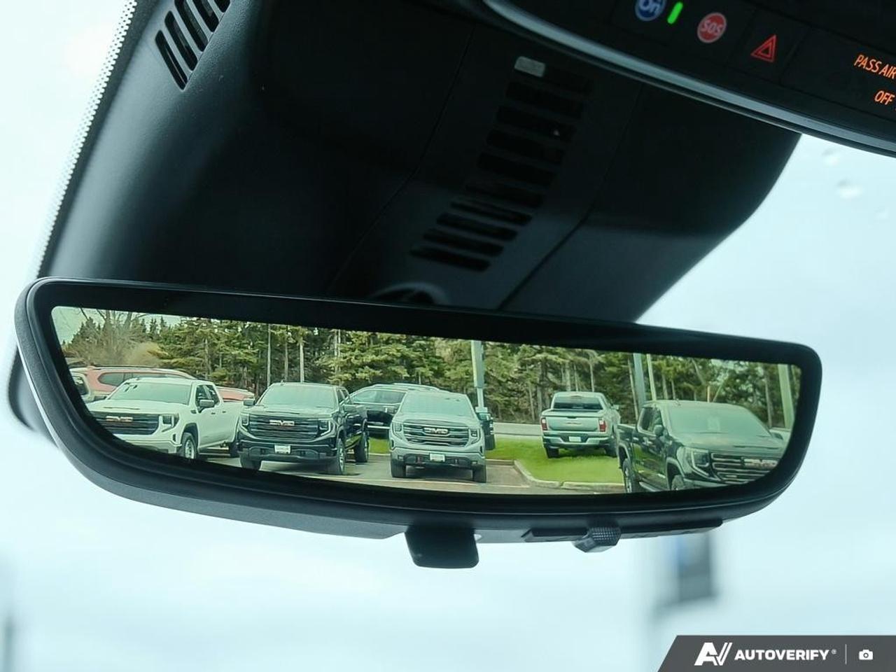 2026 GMC Acadia AWD DENALI Photo