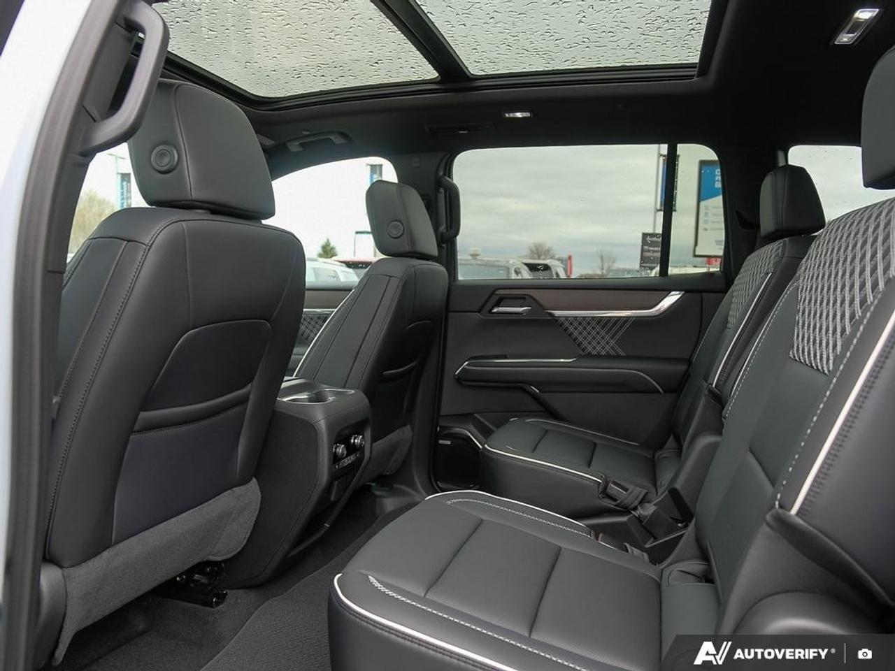 2026 GMC Acadia AWD DENALI Photo