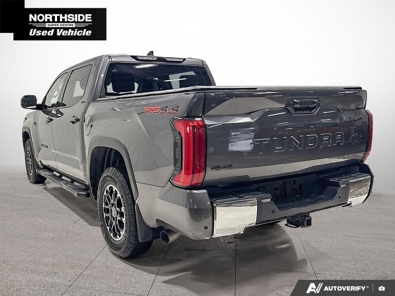 2023 Toyota Tundra 4x4 Crewmax SR Photo4