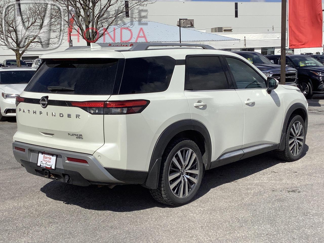 2022 Nissan Pathfinder Platinum 4dr 4x4 Photo