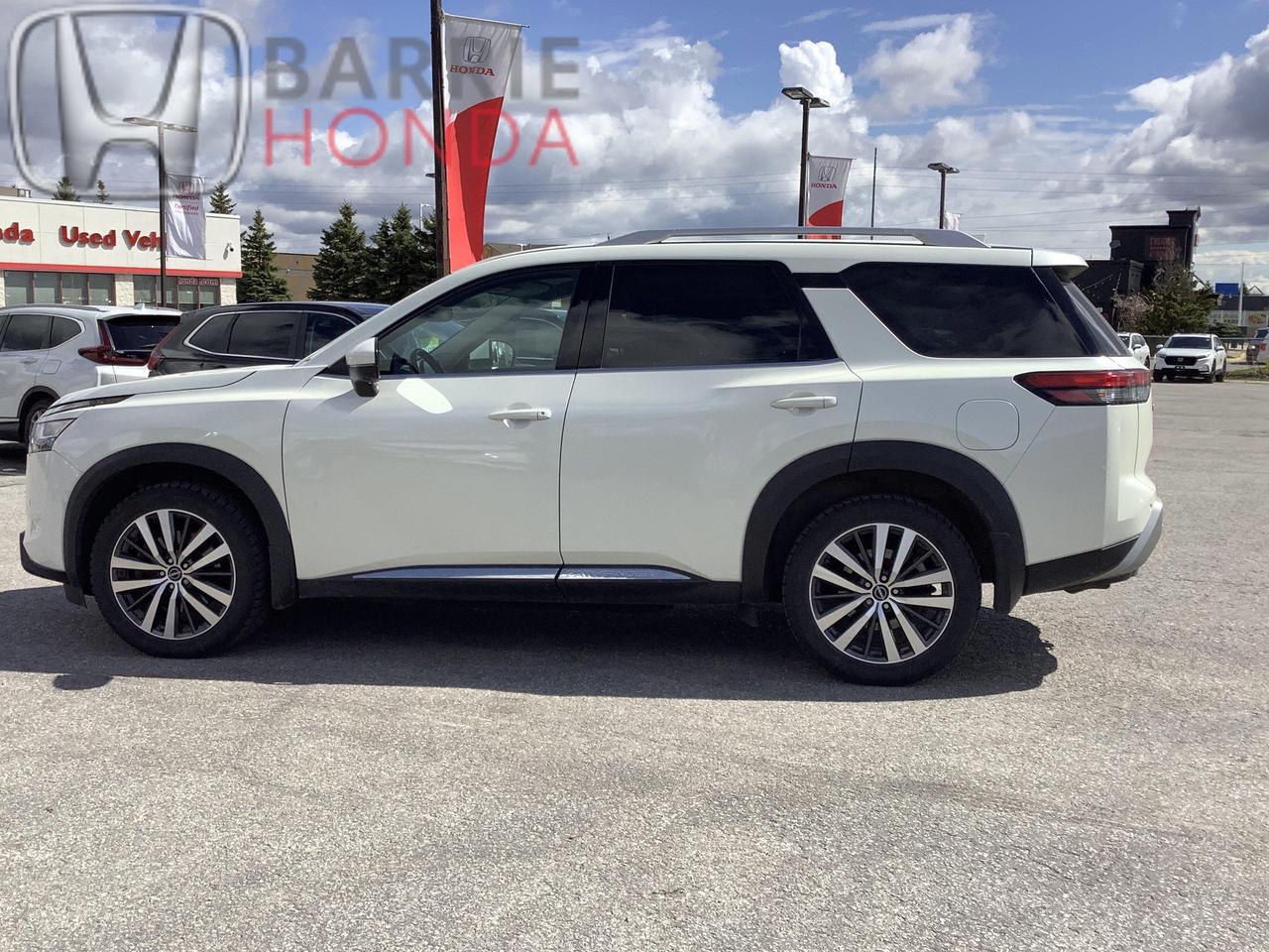 2022 Nissan Pathfinder Platinum 4dr 4x4 Photo