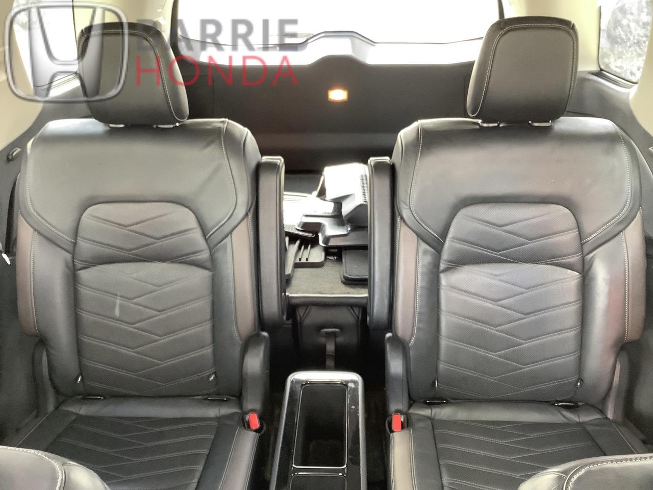 2022 Nissan Pathfinder Platinum 4dr 4x4 Photo