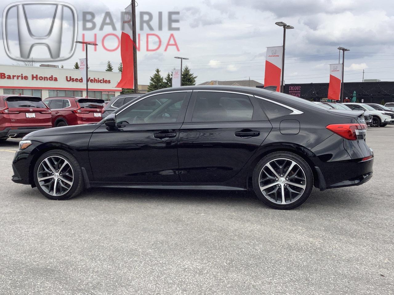 2024 Honda Civic Touring 4dr Sedan Photo