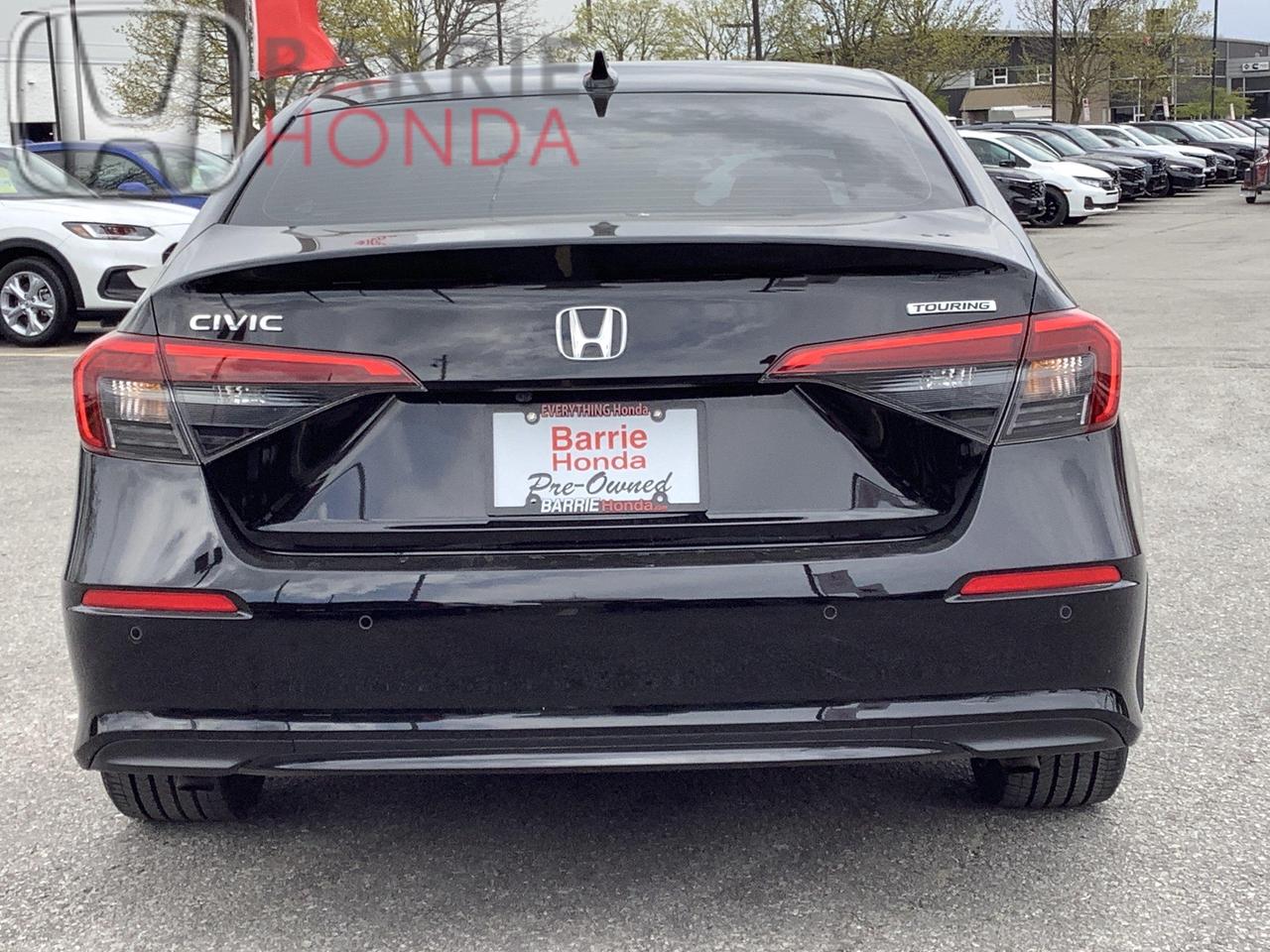 2024 Honda Civic Touring 4dr Sedan Photo