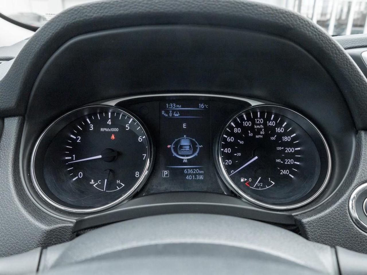 2015 Nissan Rogue  Photo