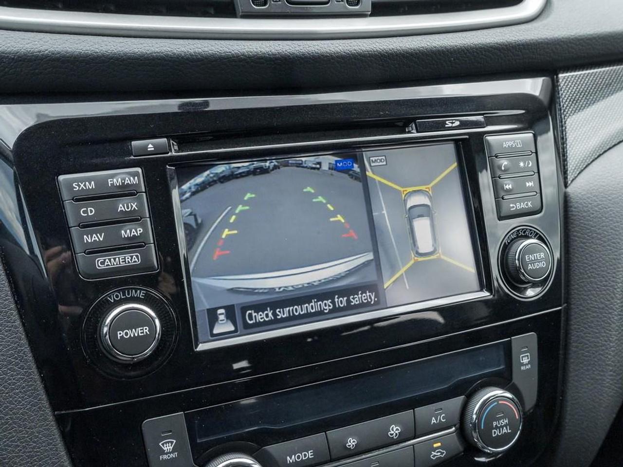 2015 Nissan Rogue  Photo