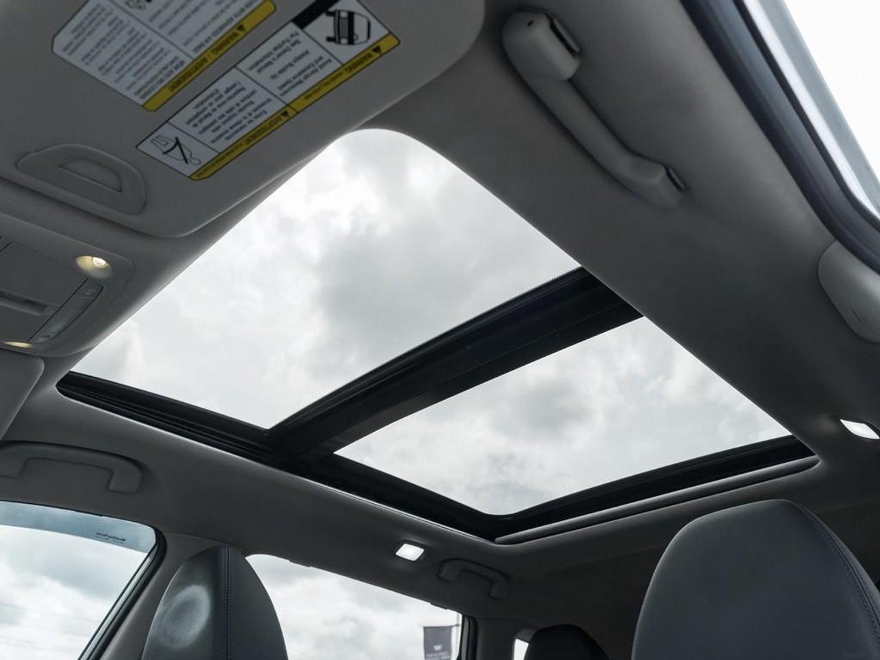 2015 Nissan Rogue  Photo