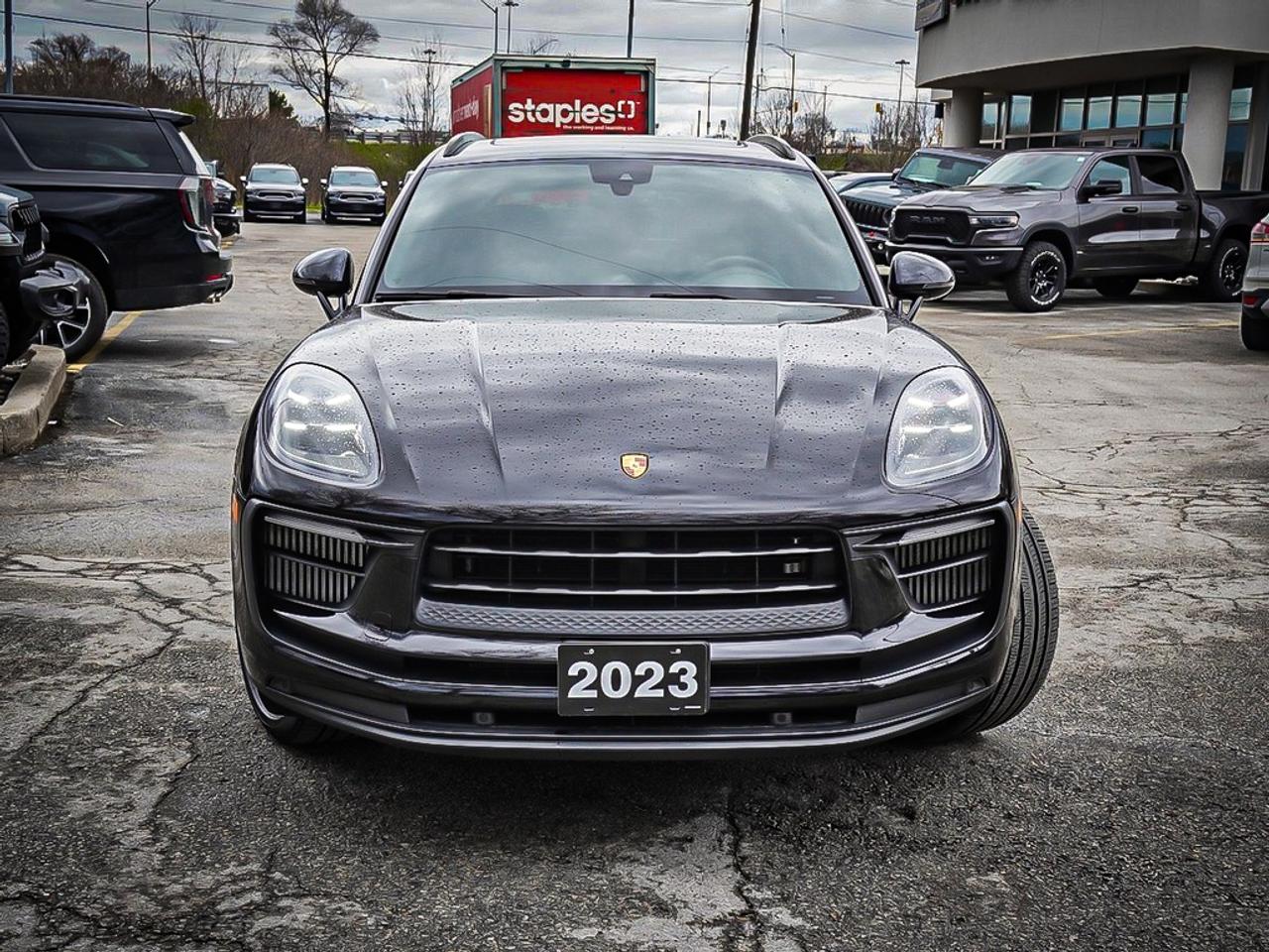 2023 Porsche Macan  Photo