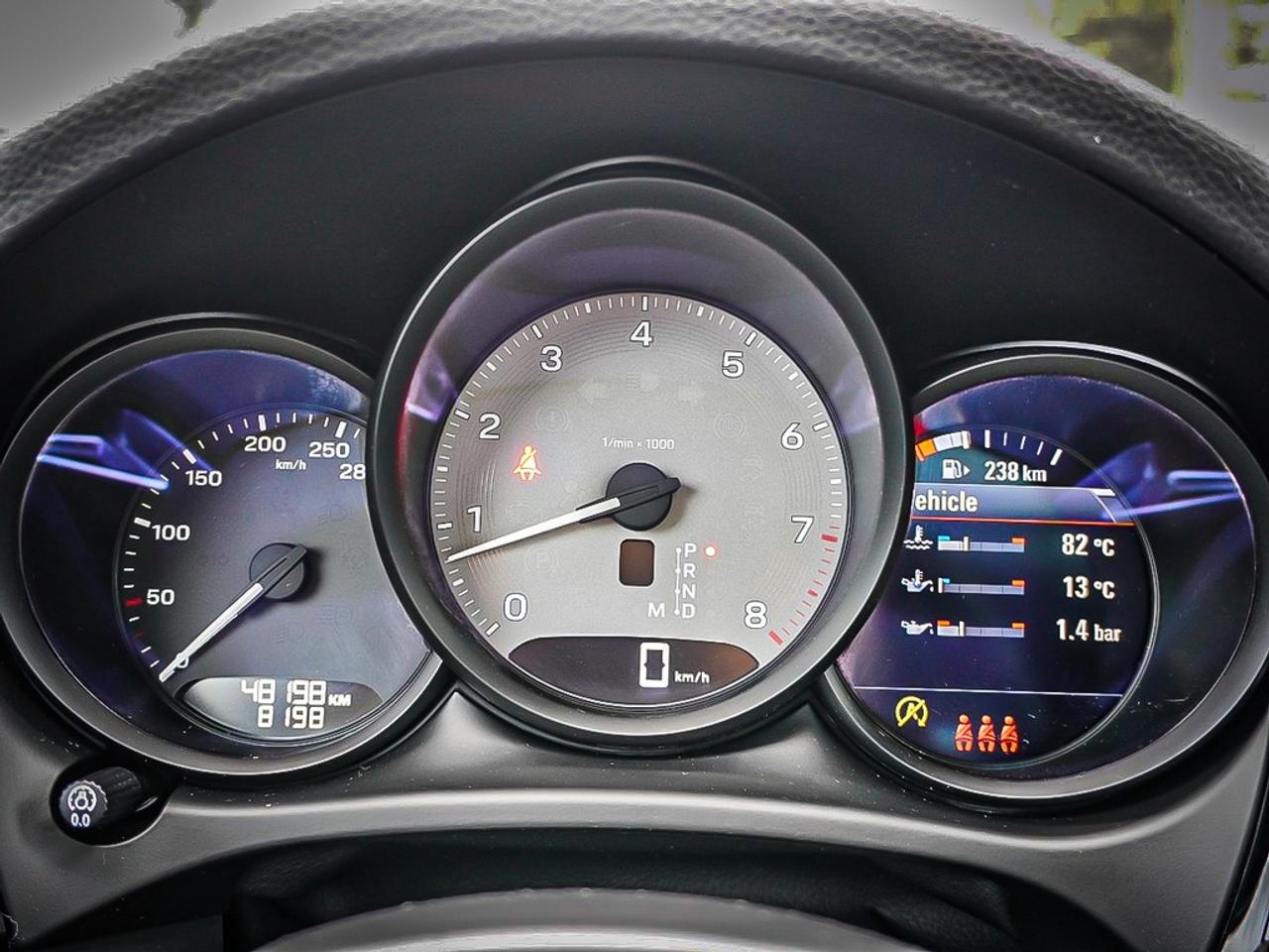 2023 Porsche Macan  Photo