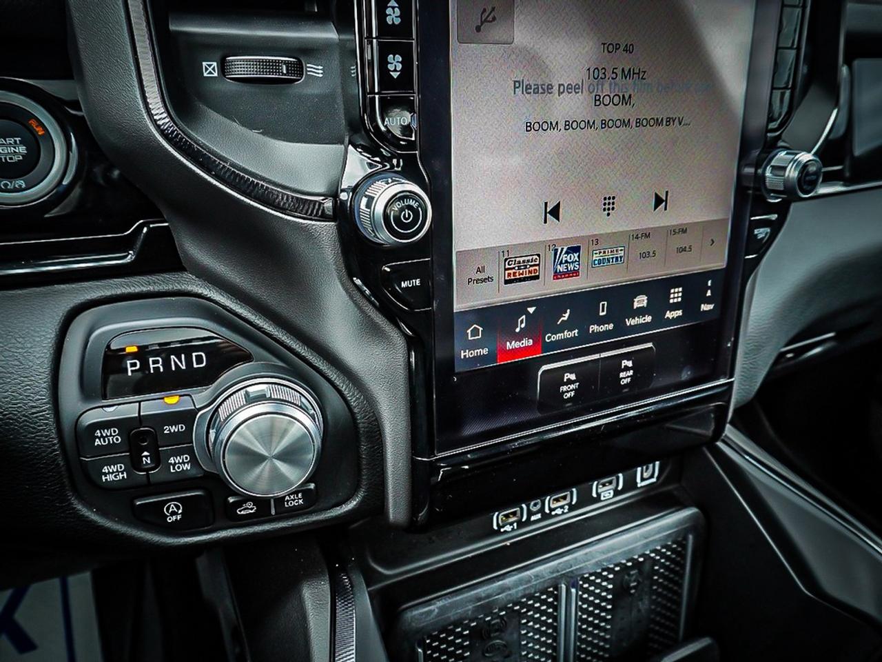 2026 RAM 1500  Photo