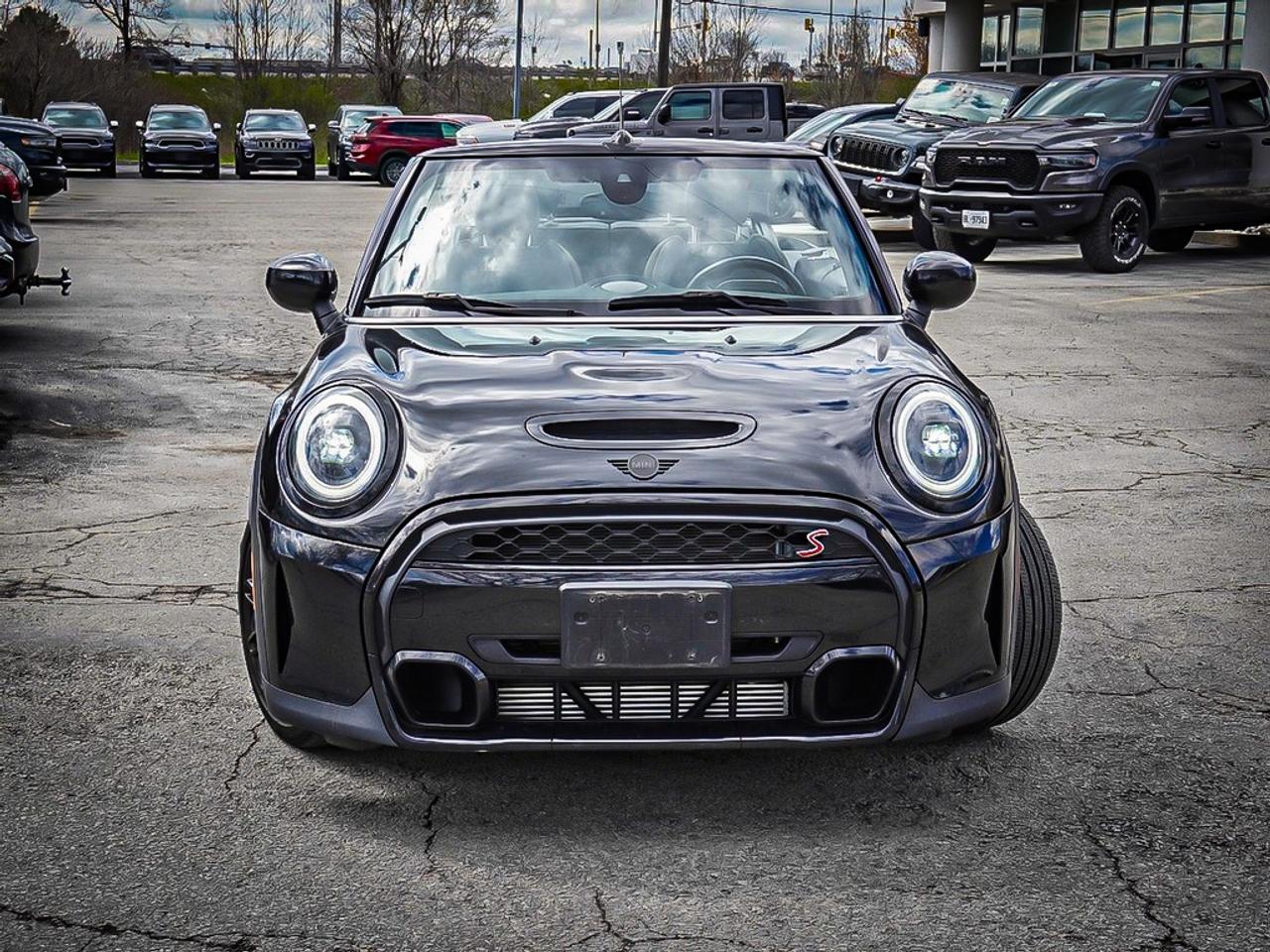 2023 MINI Convertible  Photo