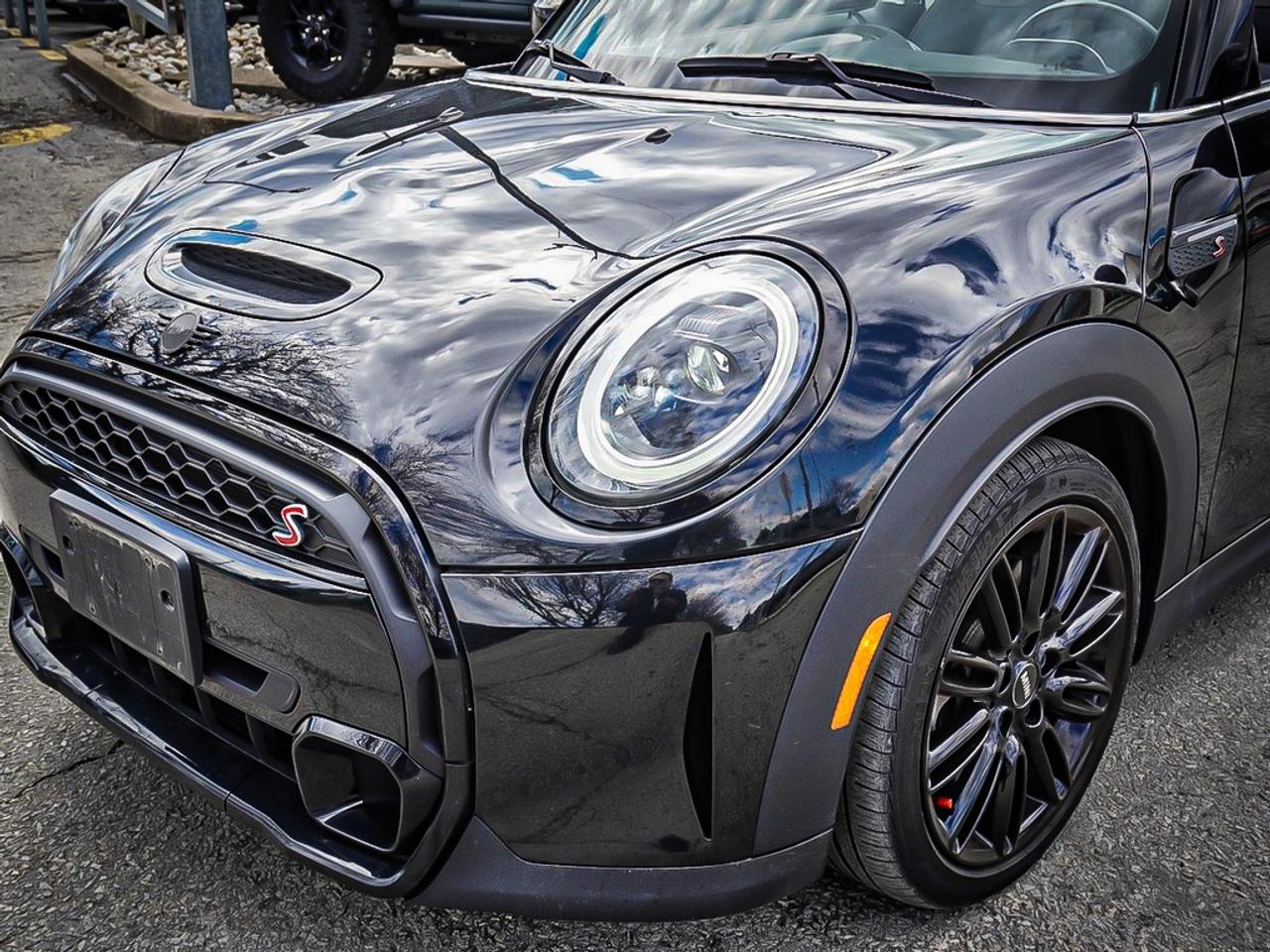 2023 MINI Convertible  Photo