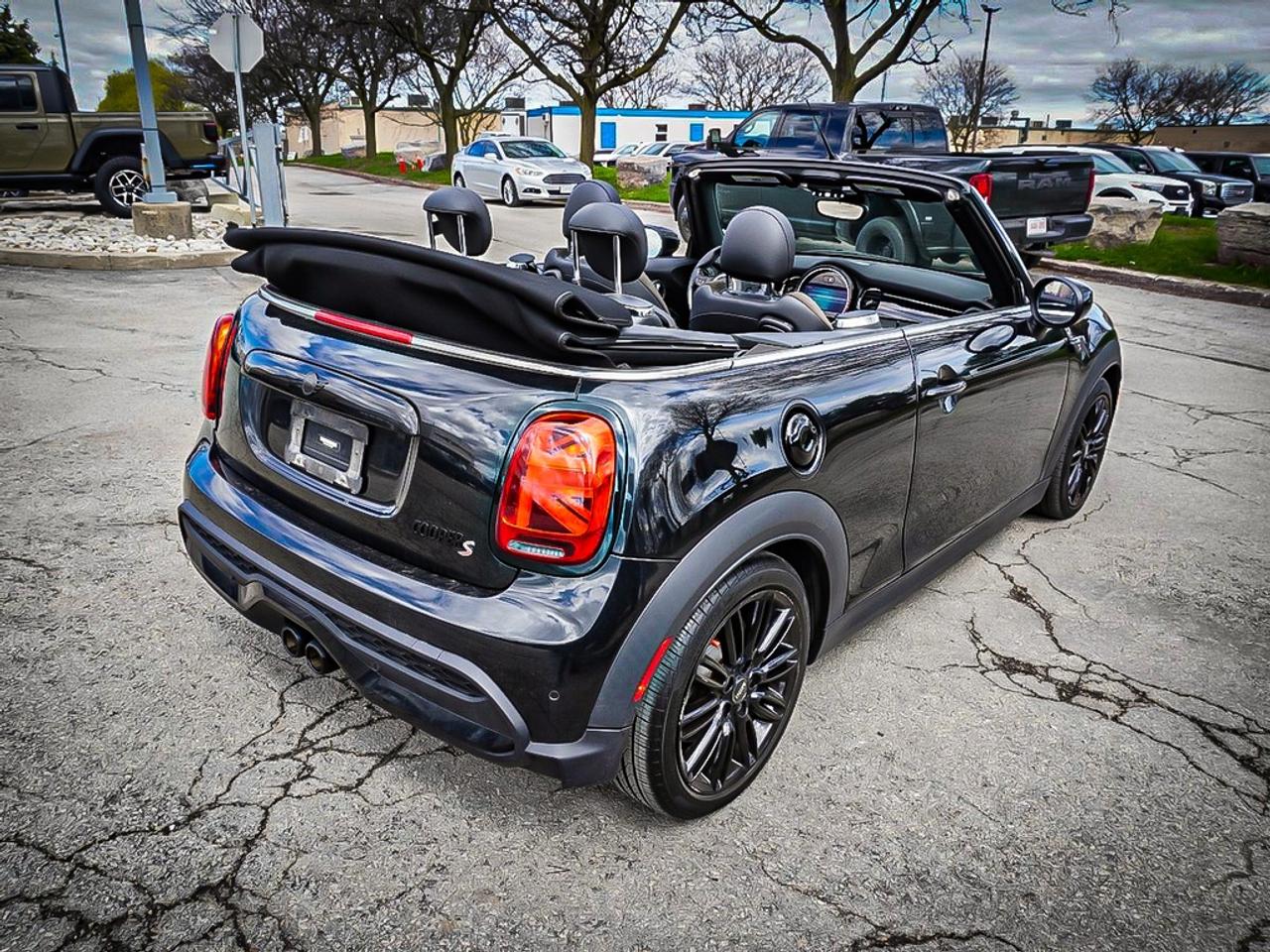 2023 MINI Convertible  Photo