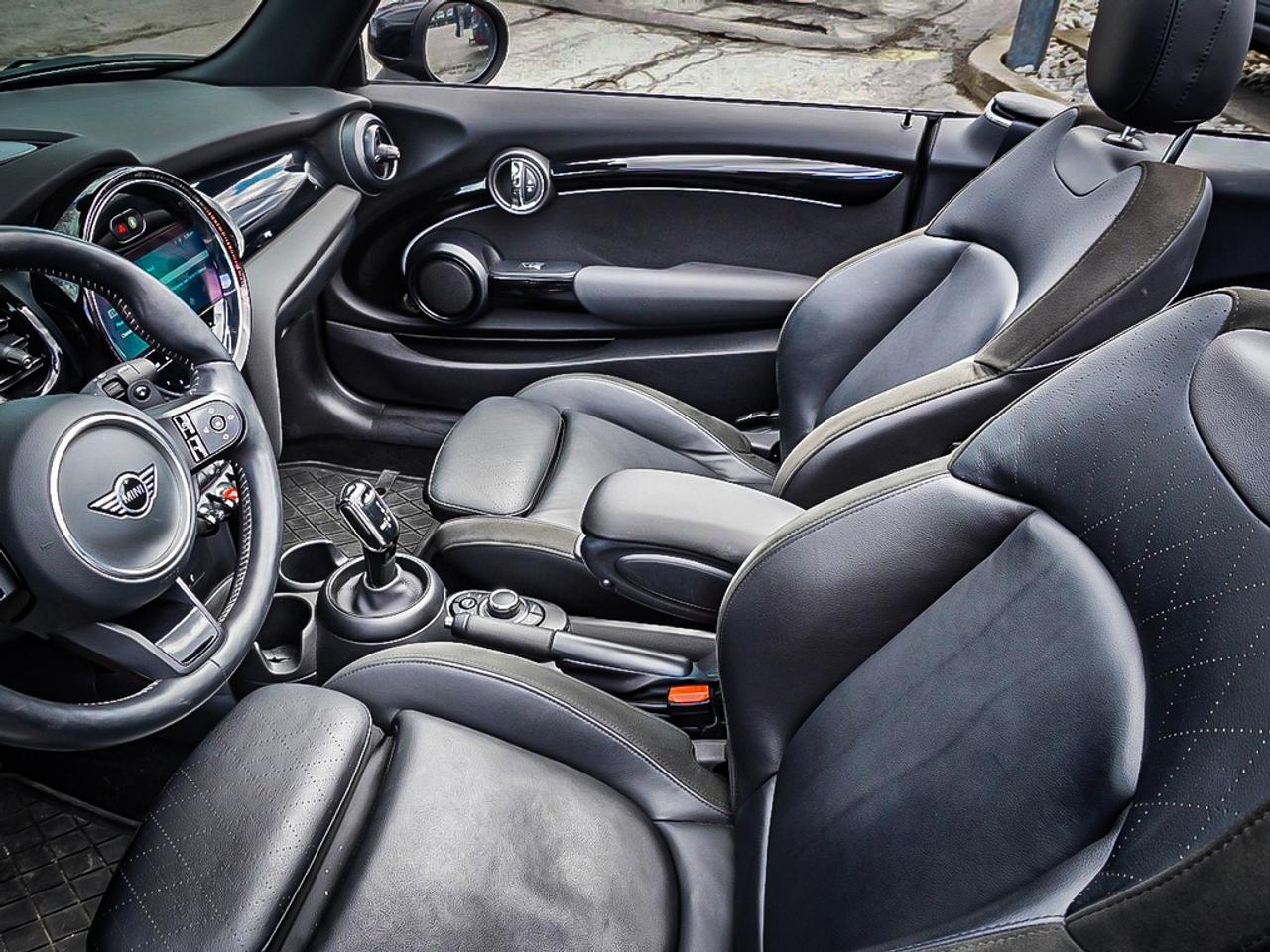 2023 MINI Convertible  Photo