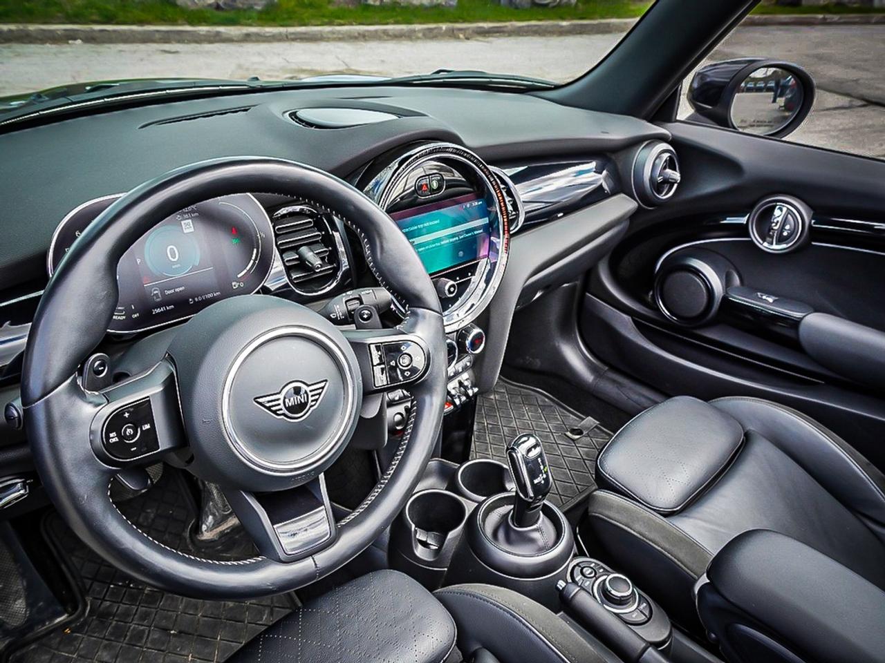 2023 MINI Convertible  Photo