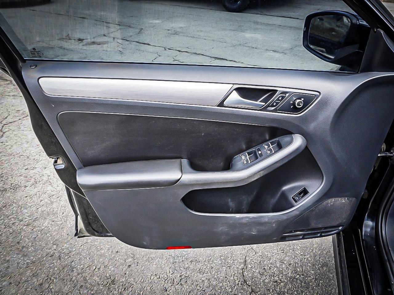 2014 Volkswagen Jetta Sedan  Photo