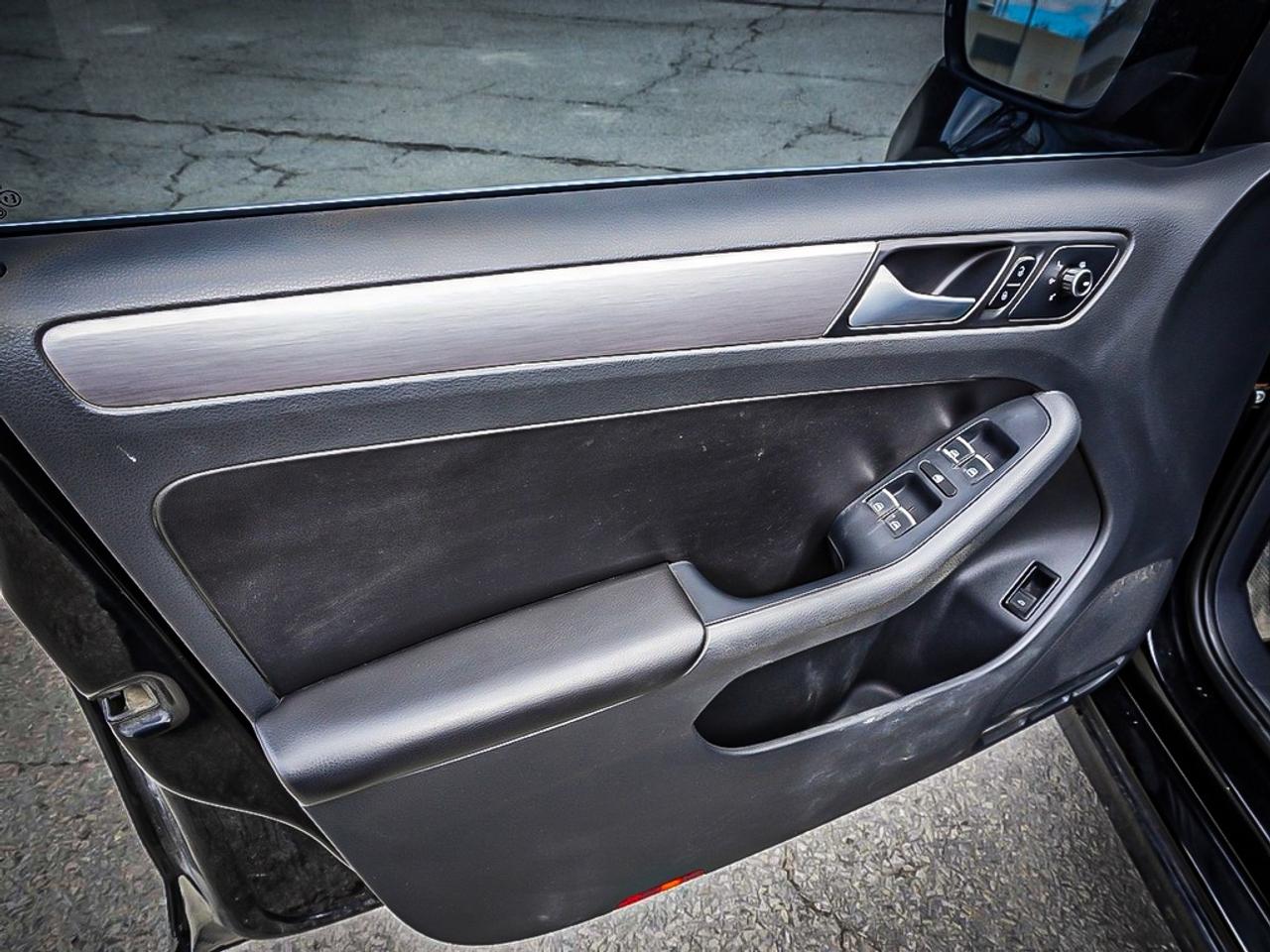 2014 Volkswagen Jetta Sedan  Photo
