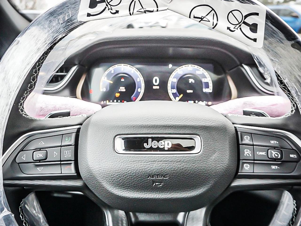 2025 Jeep Grand Cherokee  Photo