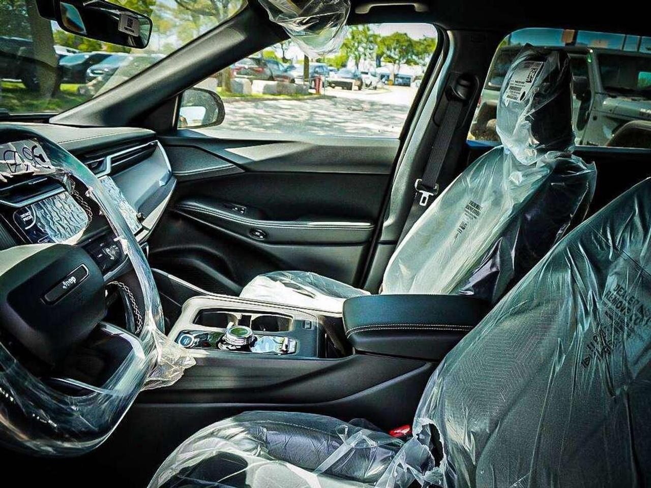 2026 Jeep Cherokee  Photo