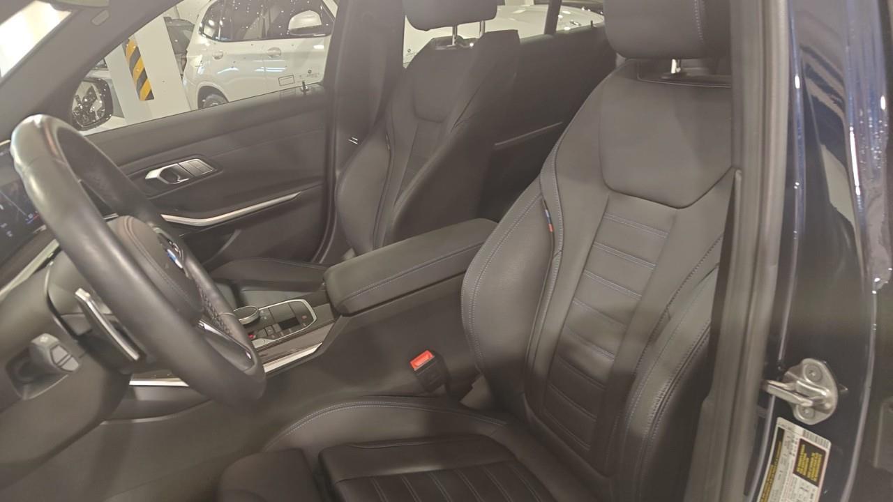 2023 BMW 330 i xDrive 4dr All-Wheel Drive Sedan Photo