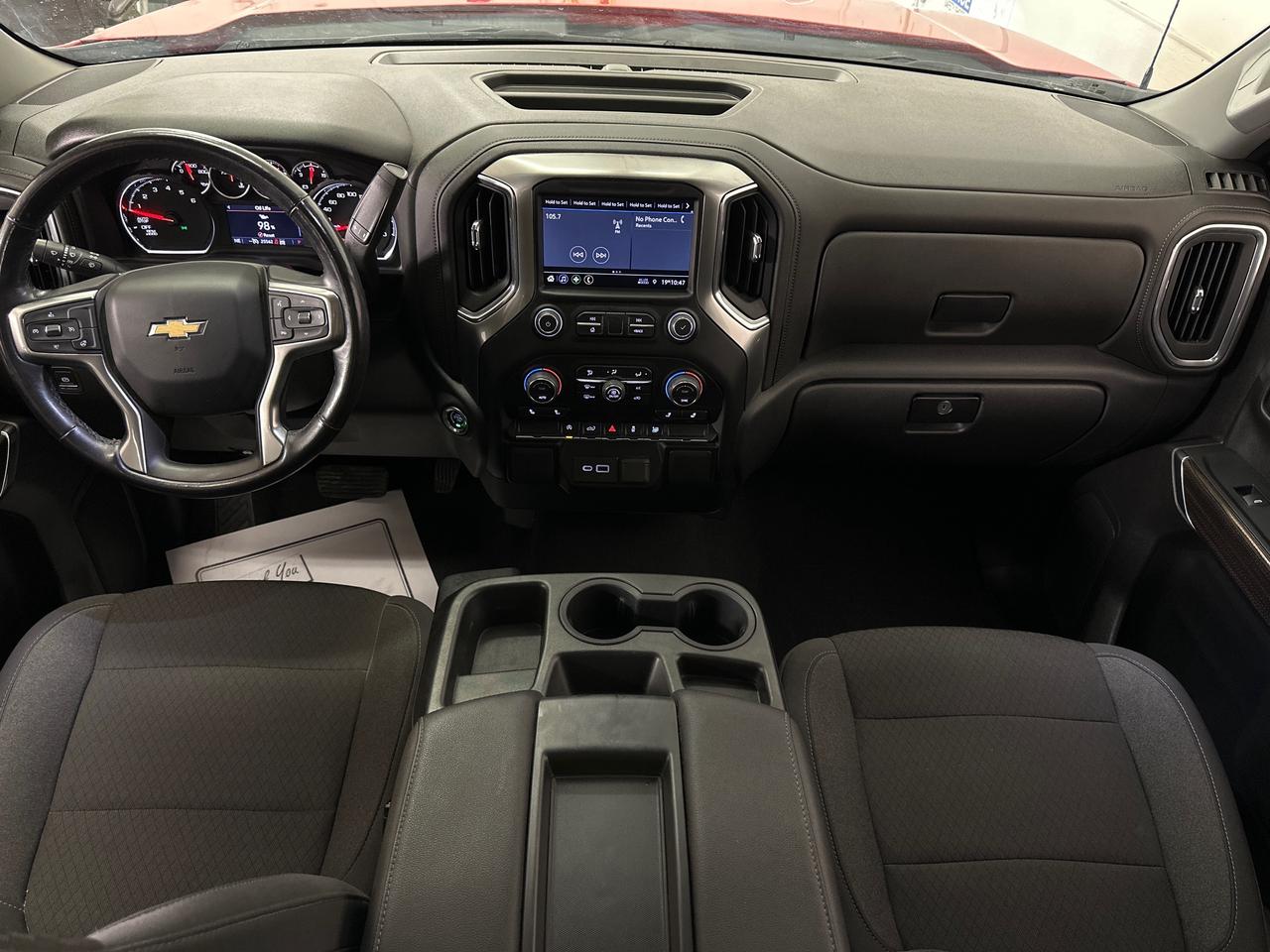 2022 Chevrolet Silverado 1500 LT Photo