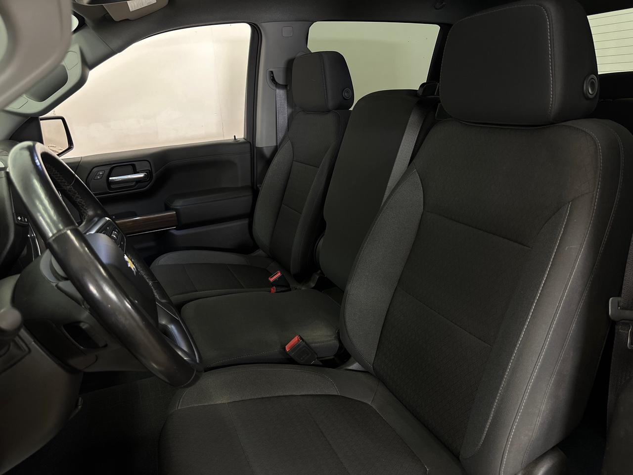 2022 Chevrolet Silverado 1500 LT Photo
