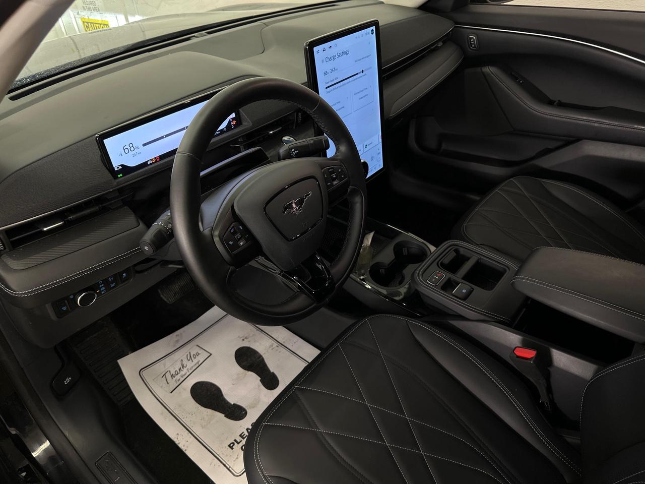 2025 Ford Mustang Mach-E Select - AWD/LEATHER/NAVI/6000KM/1 OWNER! Photo