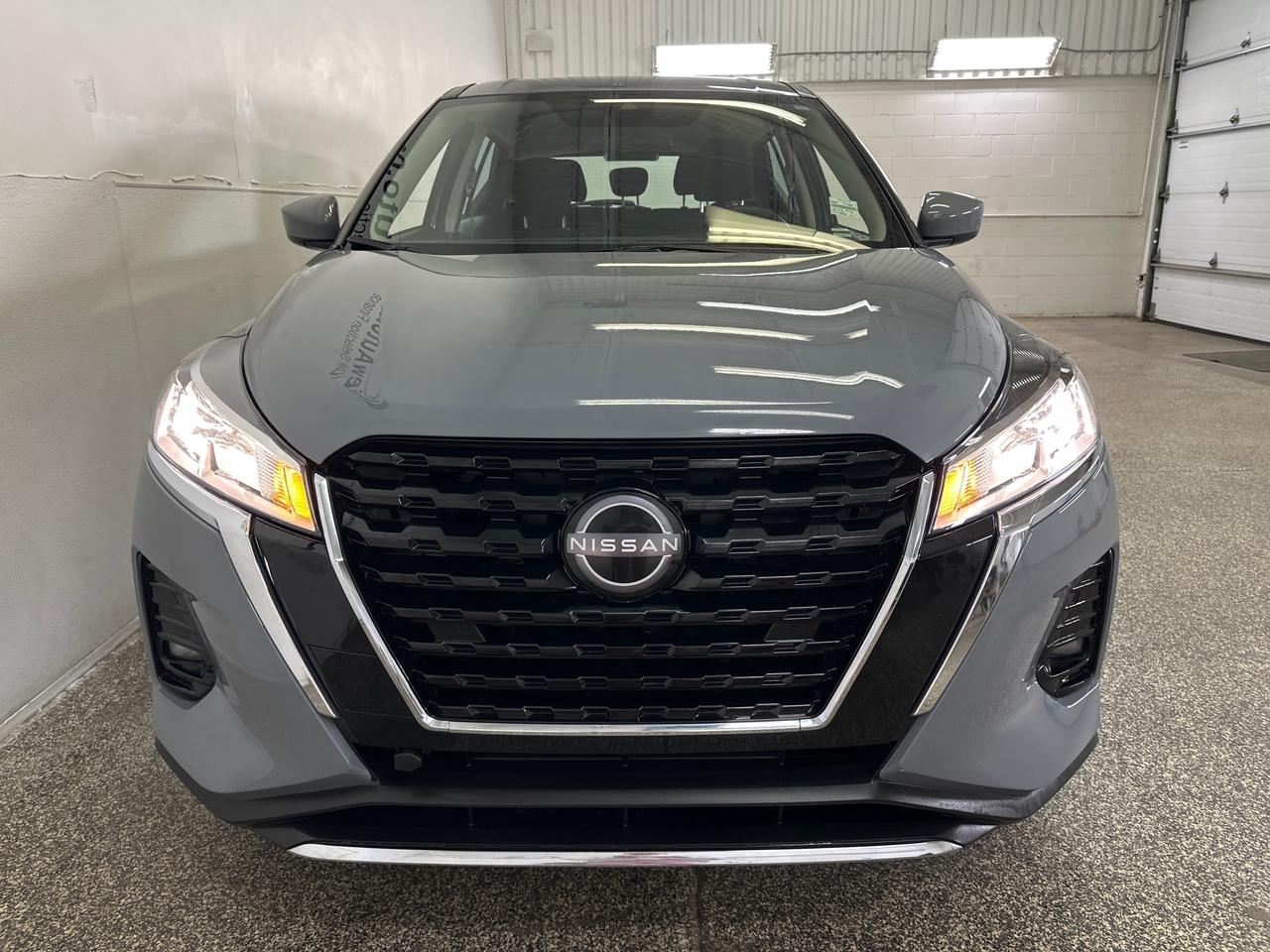 2024 Nissan Kicks S Photo