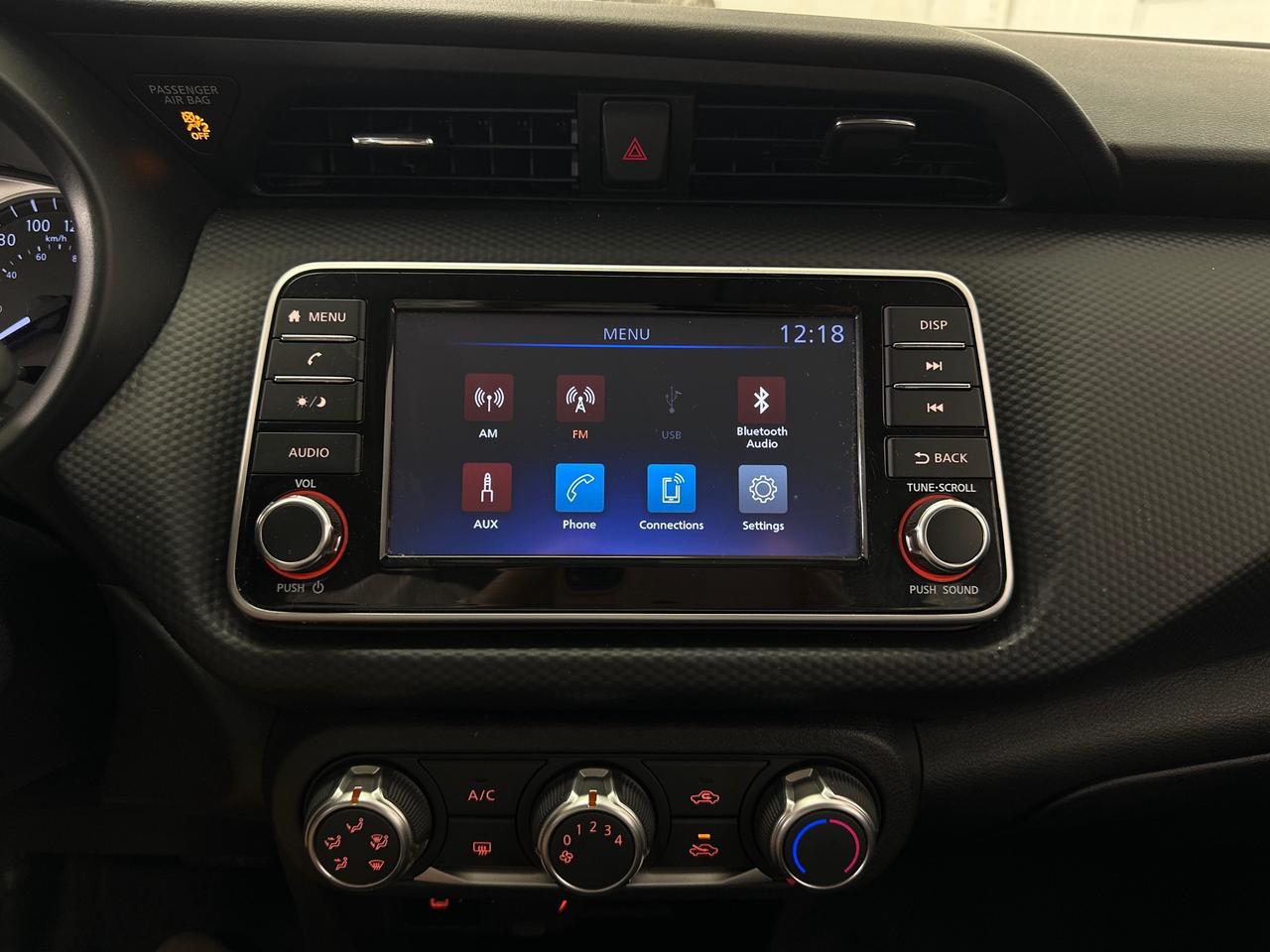 2024 Nissan Kicks S Photo
