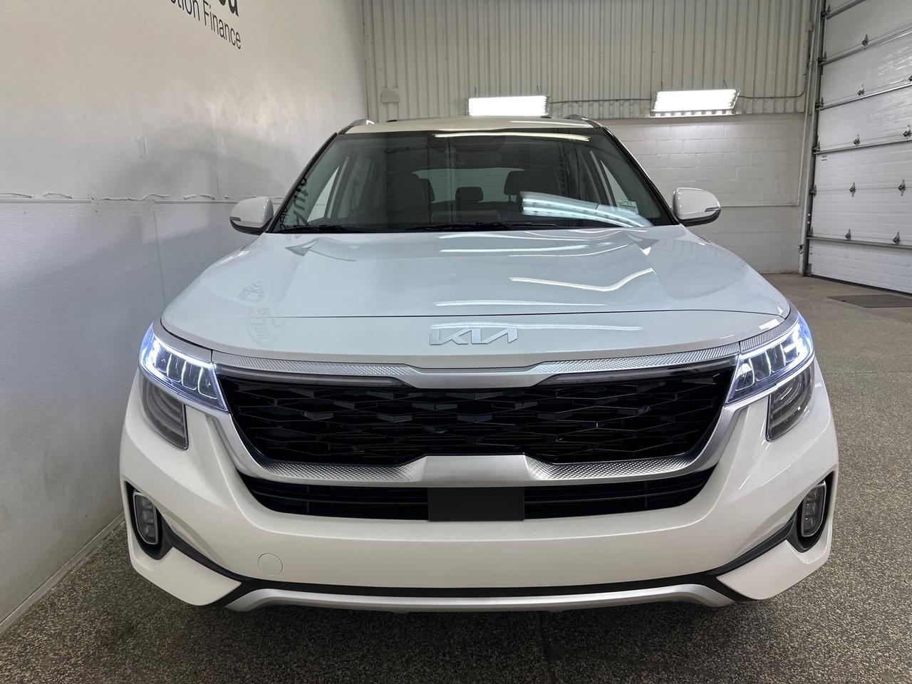 2023 Kia Seltos EX PREMIUM Photo