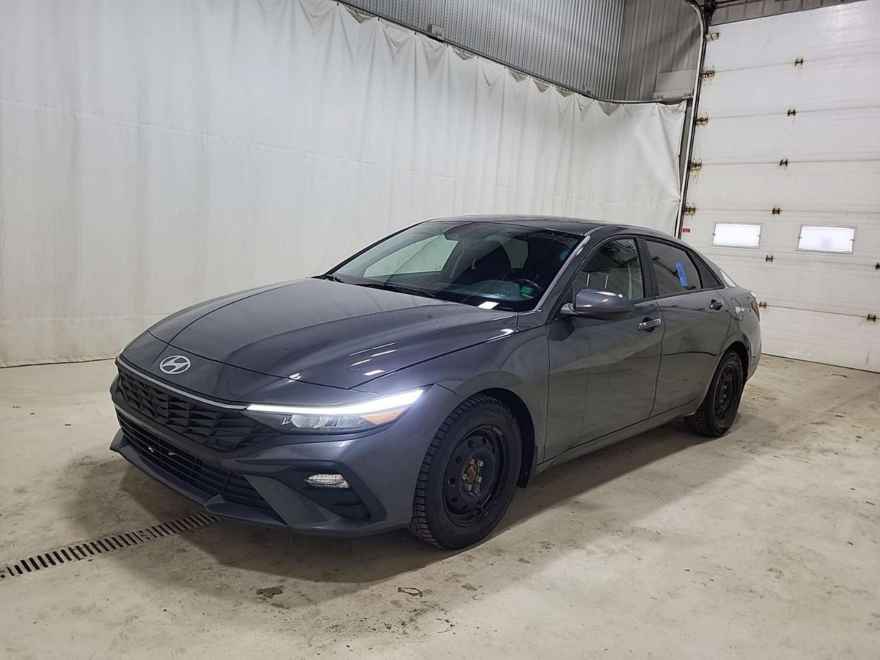 2025 Hyundai Elantra Preferred w/Tech Pkg 4dr Sedan Photo0