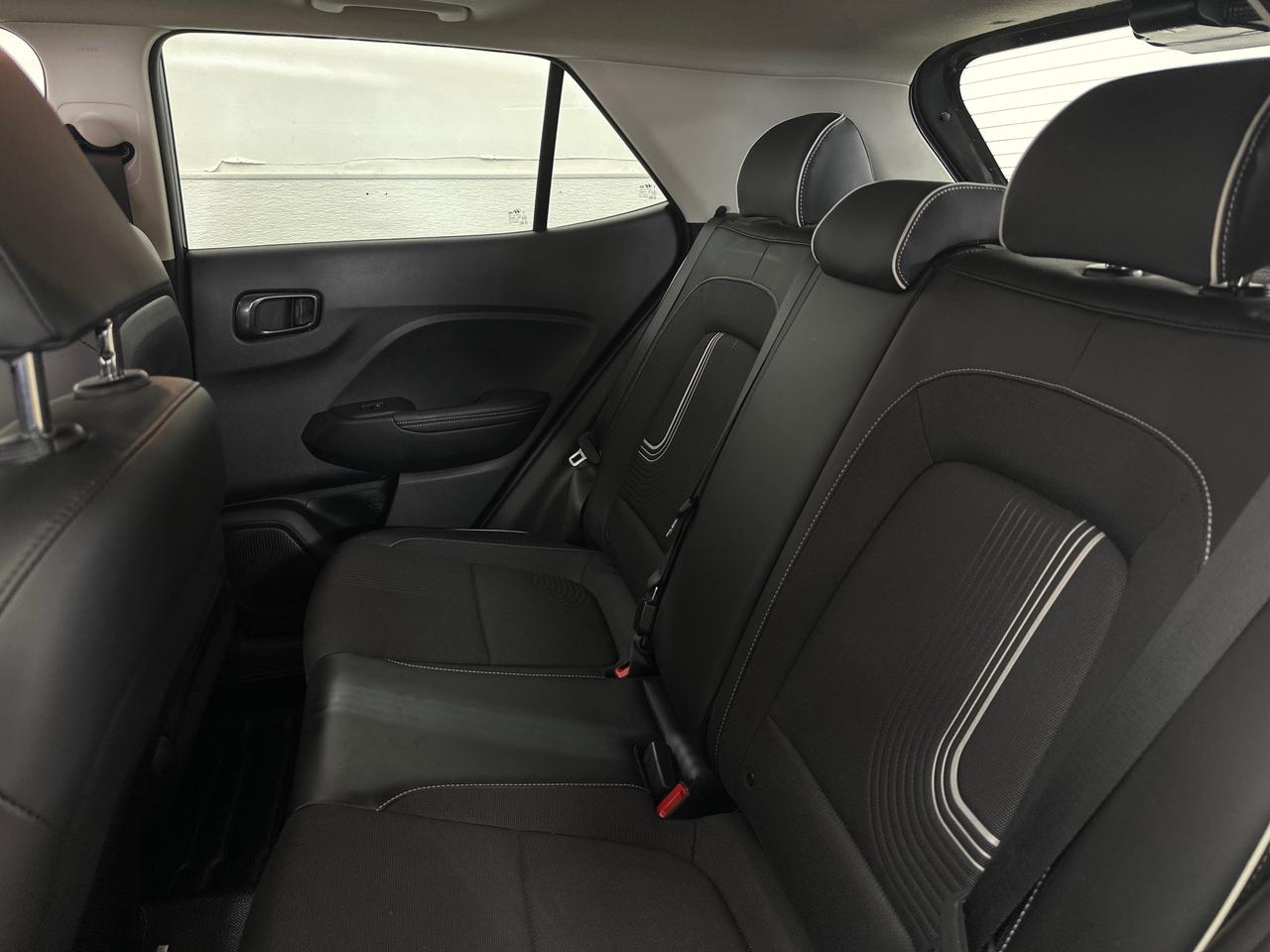 2023 Hyundai Venue Ultimate Black Photo