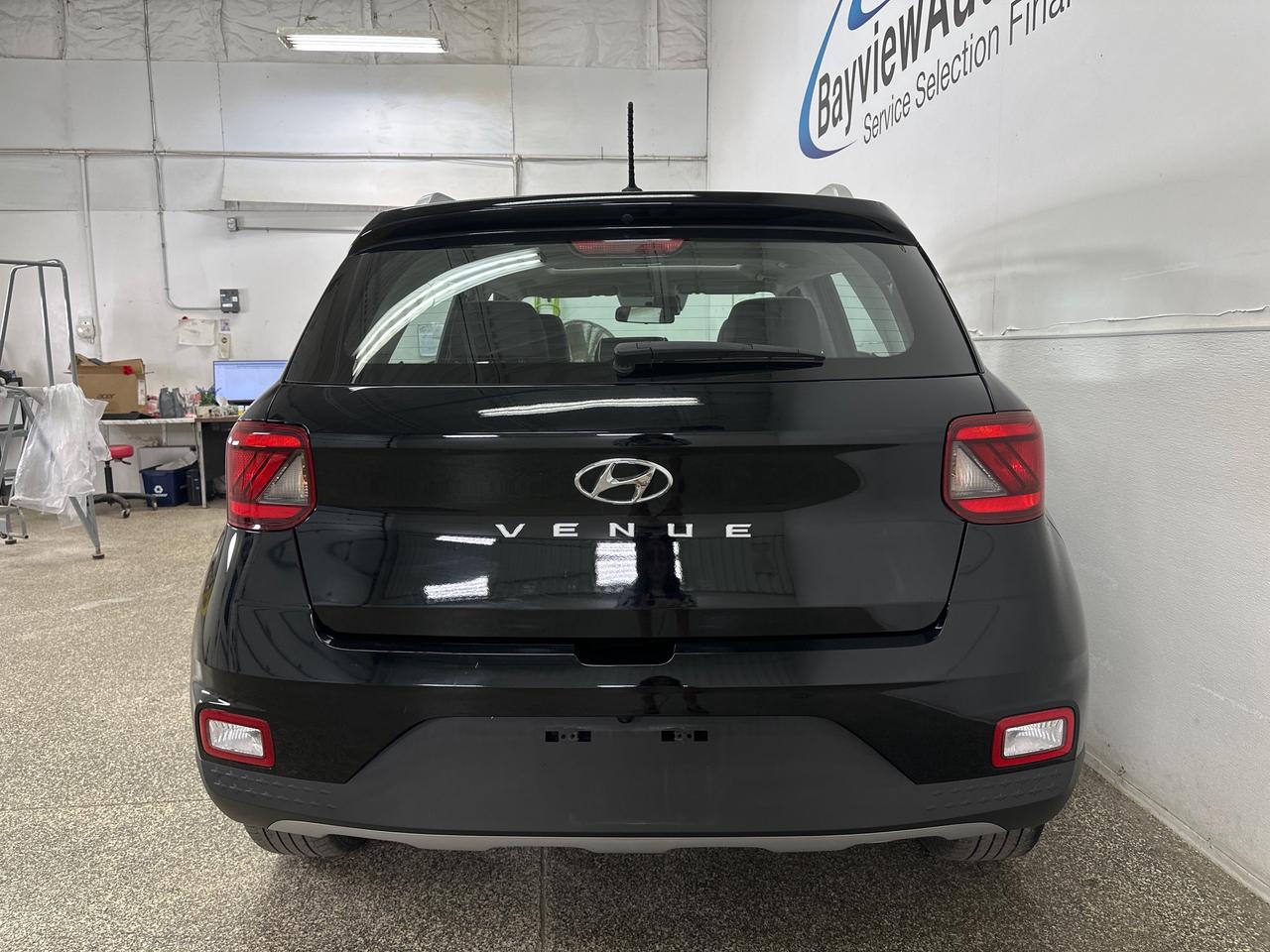 2023 Hyundai Venue Ultimate Black Photo