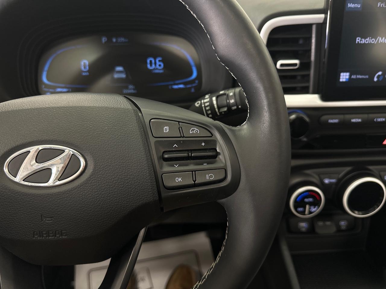 2023 Hyundai Venue Ultimate Black Photo