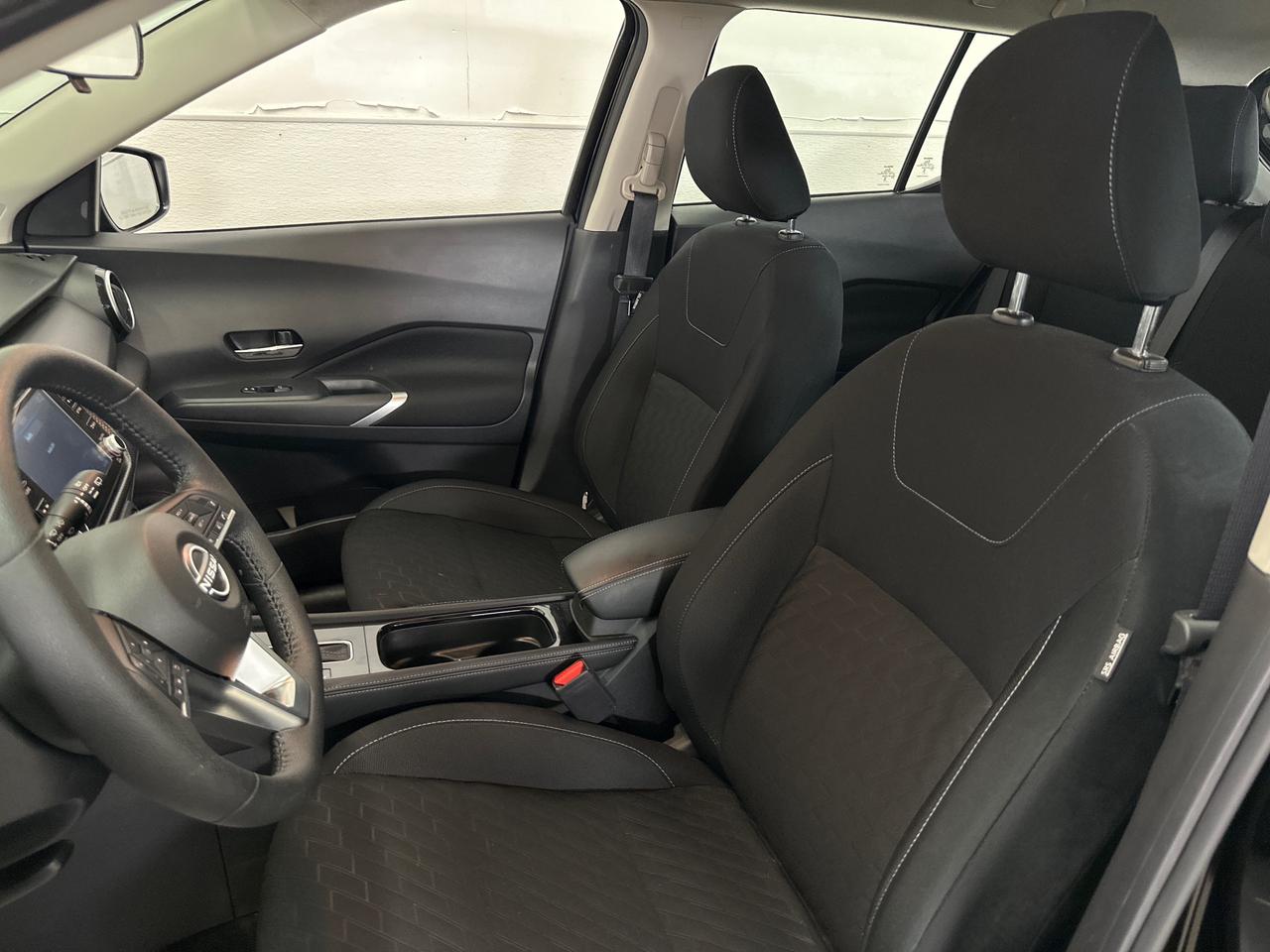 2024 Nissan Kicks SV Photo