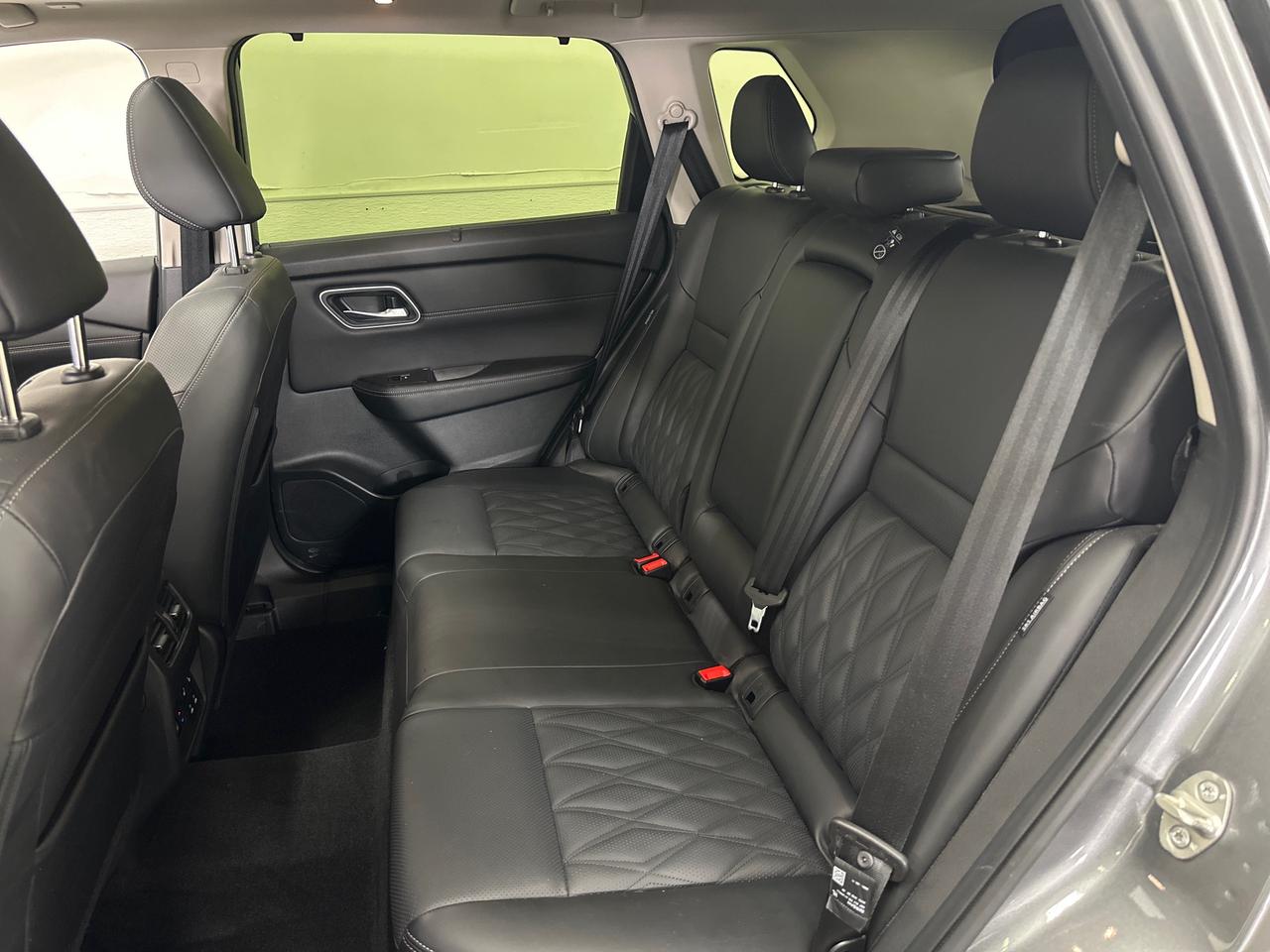 2024 Nissan Rogue Platinum Photo