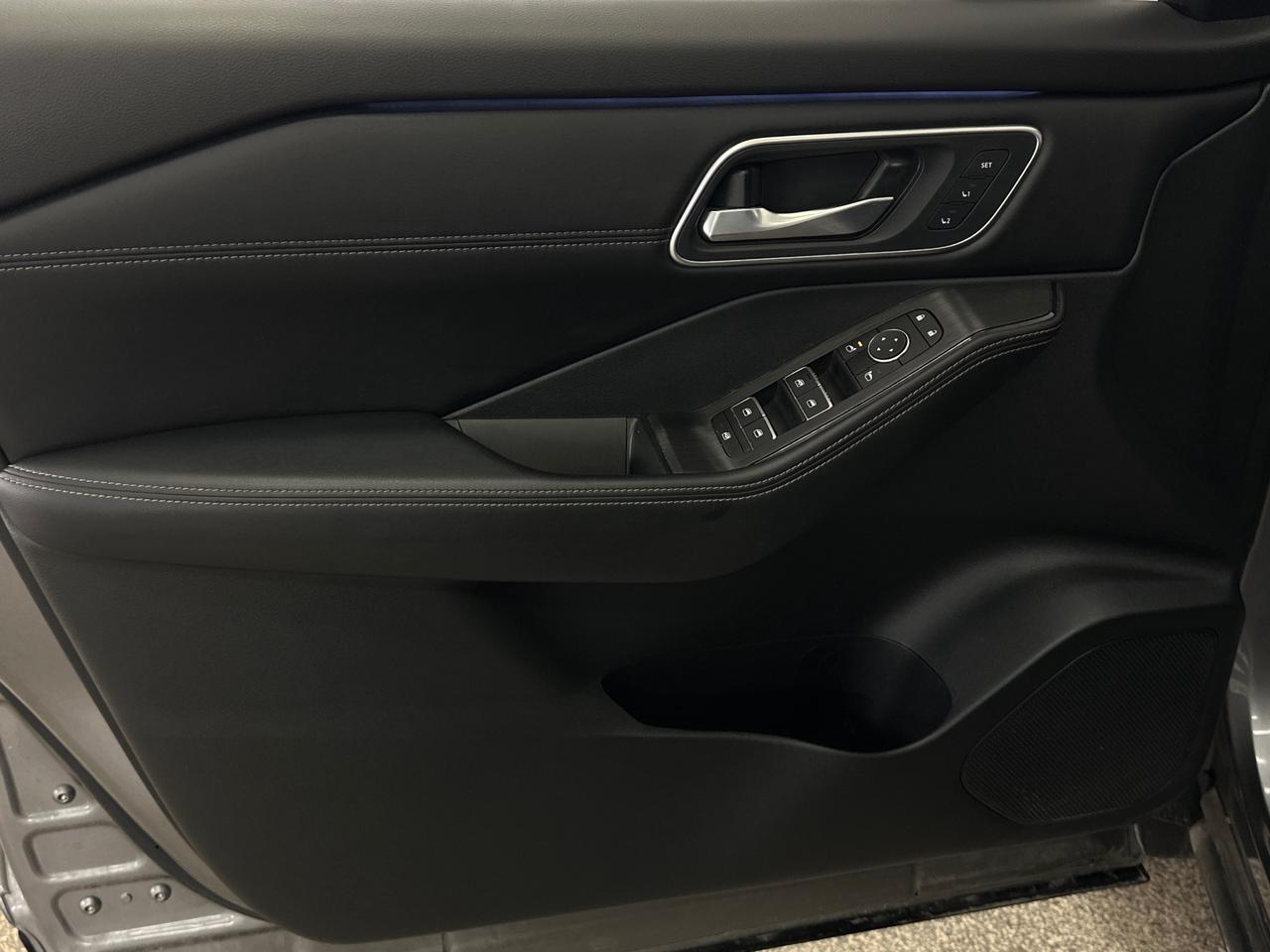2024 Nissan Rogue Platinum Photo
