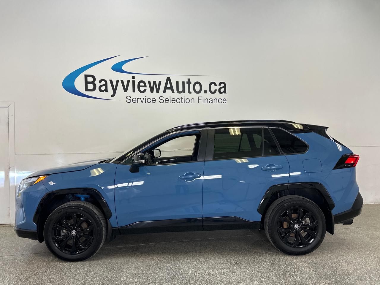 2024 Toyota RAV4 Hybrid XSE Photo3