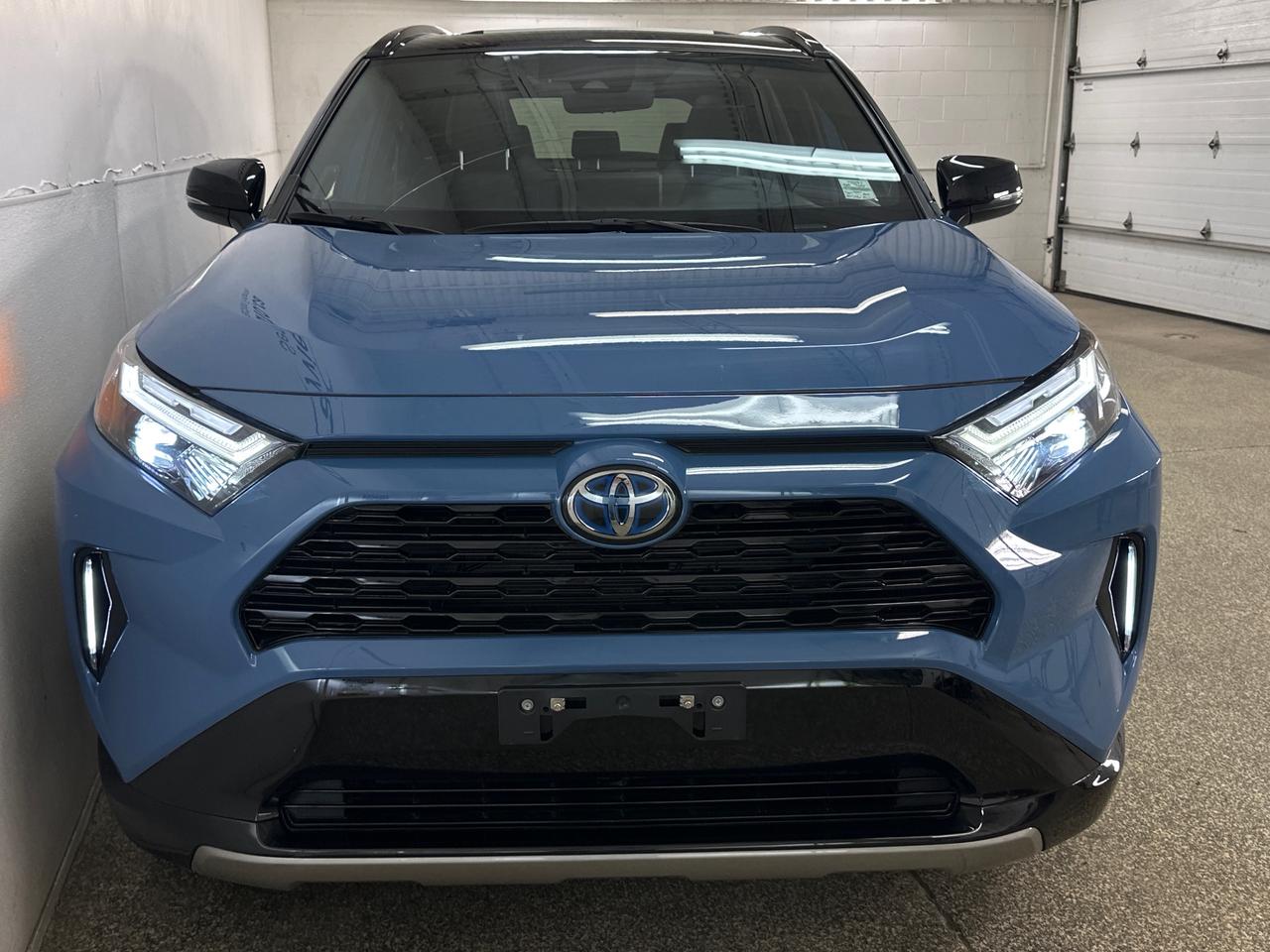 2024 Toyota RAV4 Hybrid XSE Photo