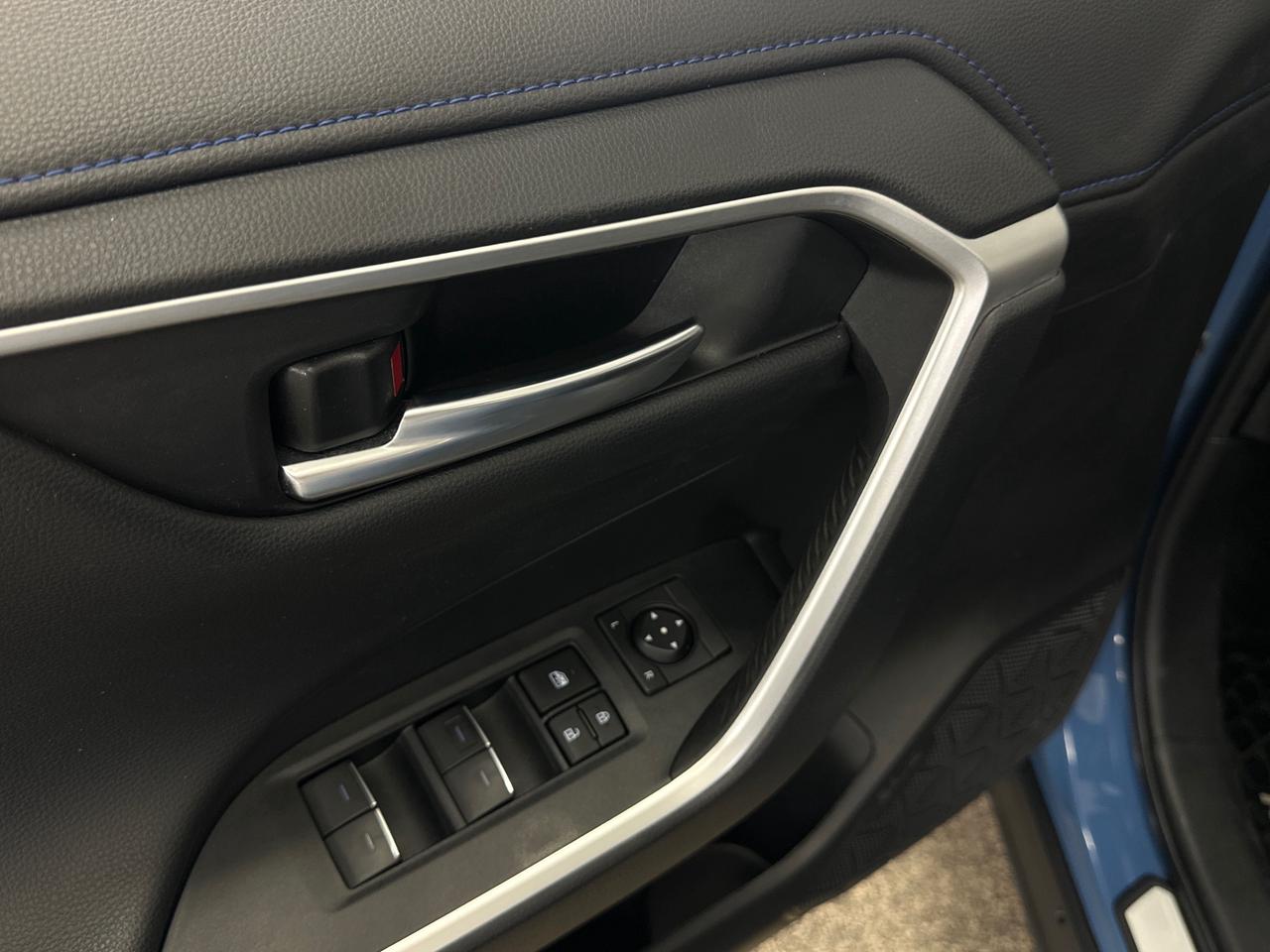 2024 Toyota RAV4 Hybrid XSE Photo