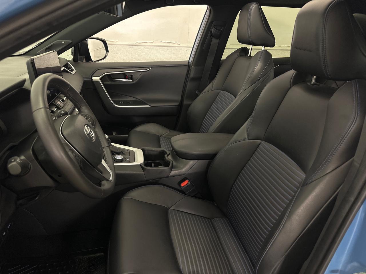 2024 Toyota RAV4 Hybrid XSE Photo