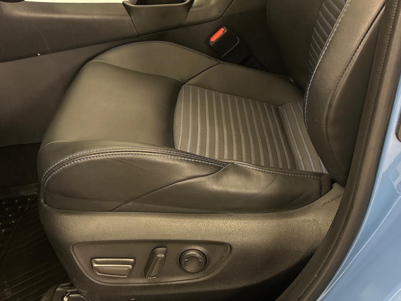 2024 Toyota RAV4 Hybrid XSE Photo