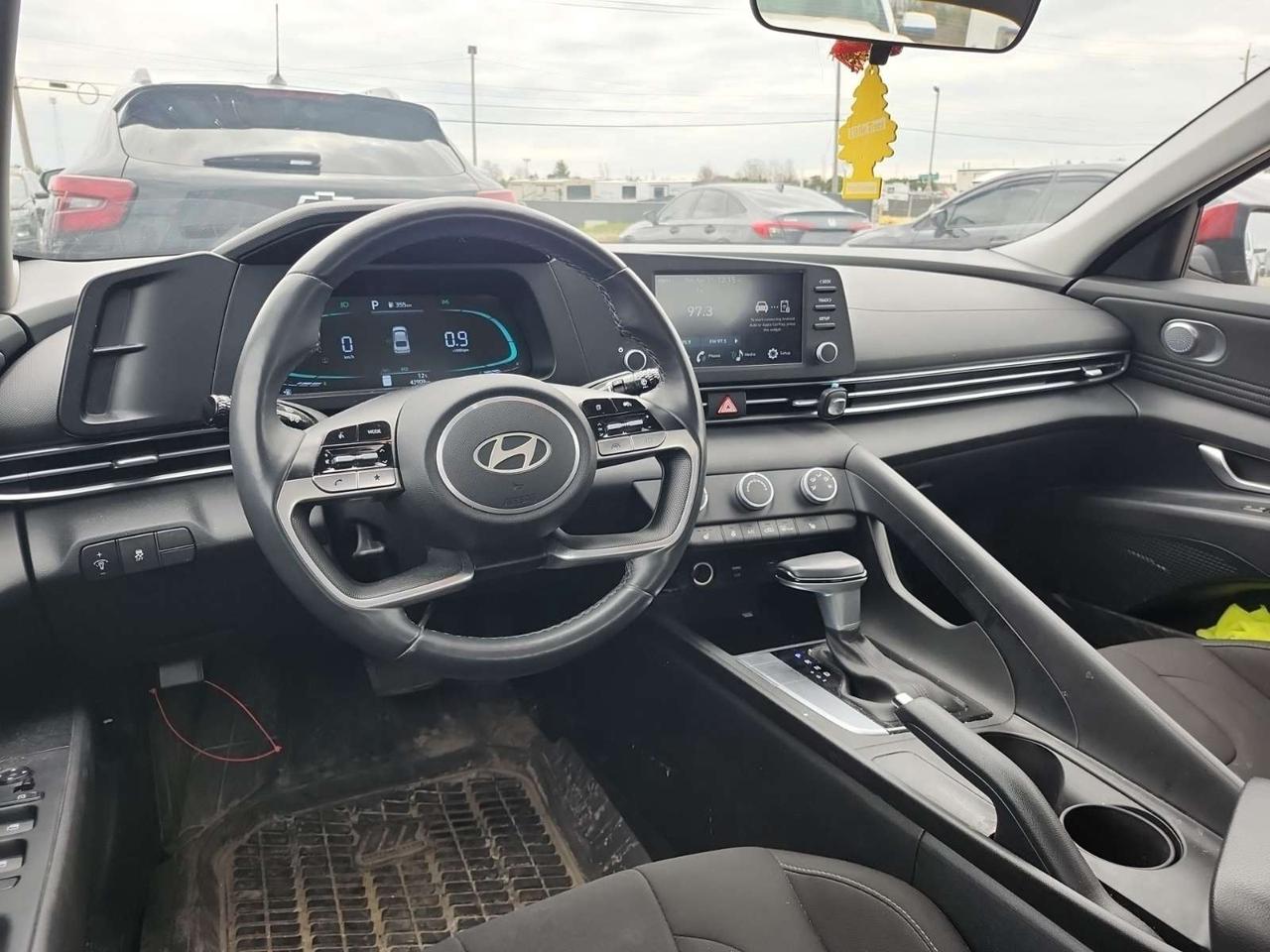 2024 Hyundai Elantra PREFERRED 4DR SEDAN Photo
